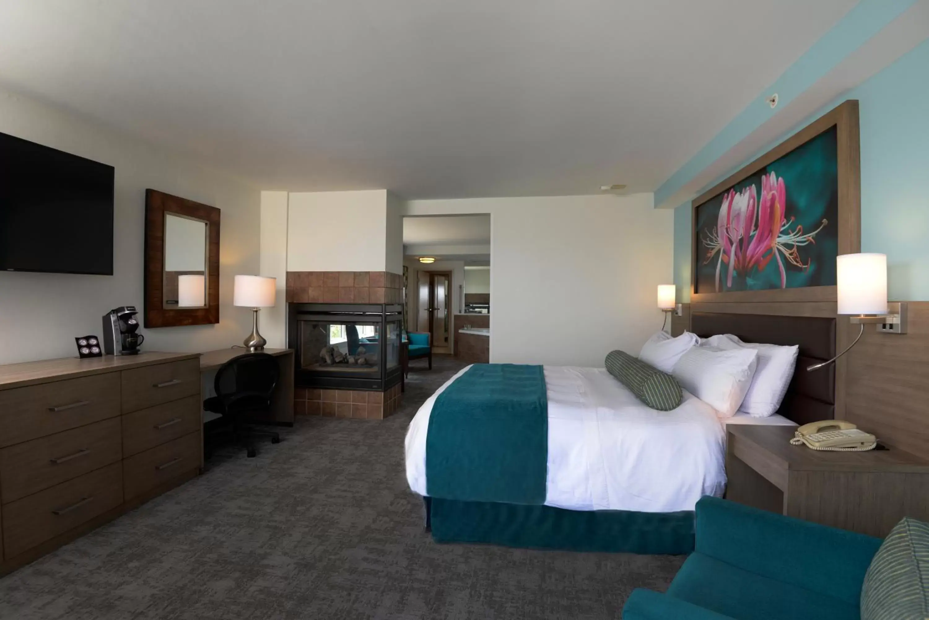 View (from property/room), Bed in Rod 'N' Reel Resort View (from property/room), Bed in Rod 'N' Reel Resort