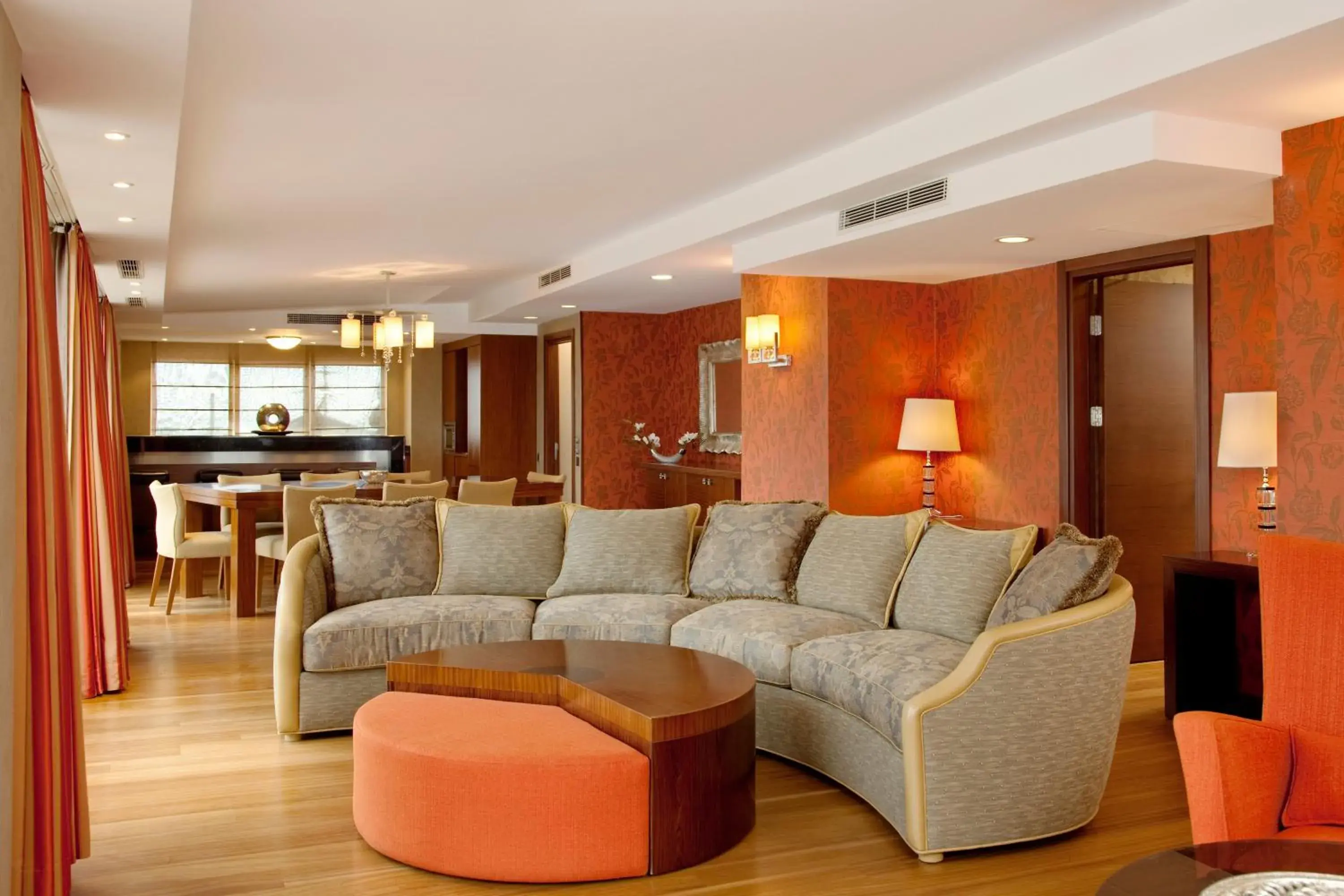 Bedroom, Seating Area in Holiday Inn Sisli
