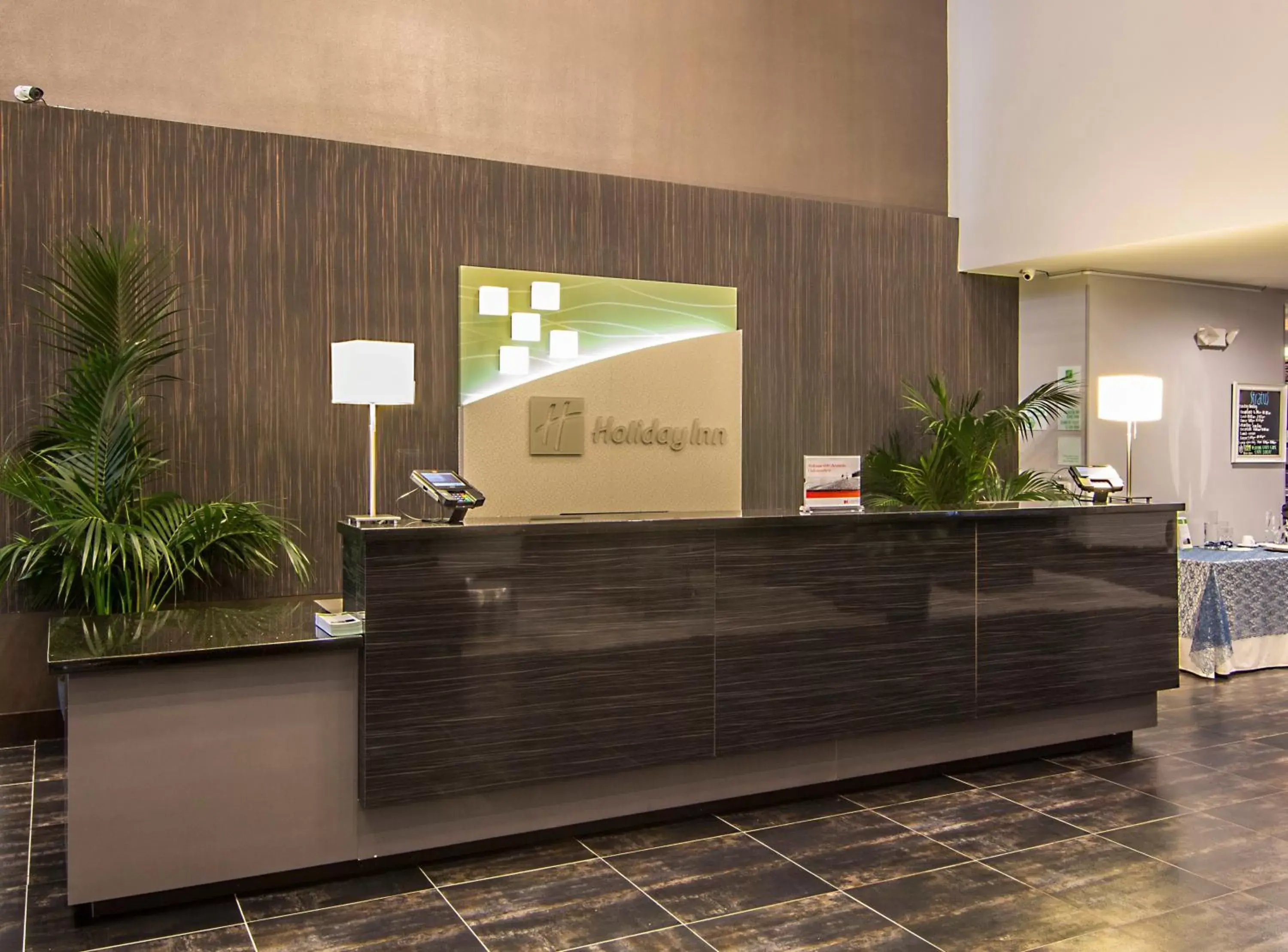 Property building, Lobby/Reception in Holiday Inn Carlsbad/San Diego, an IHG Hotel