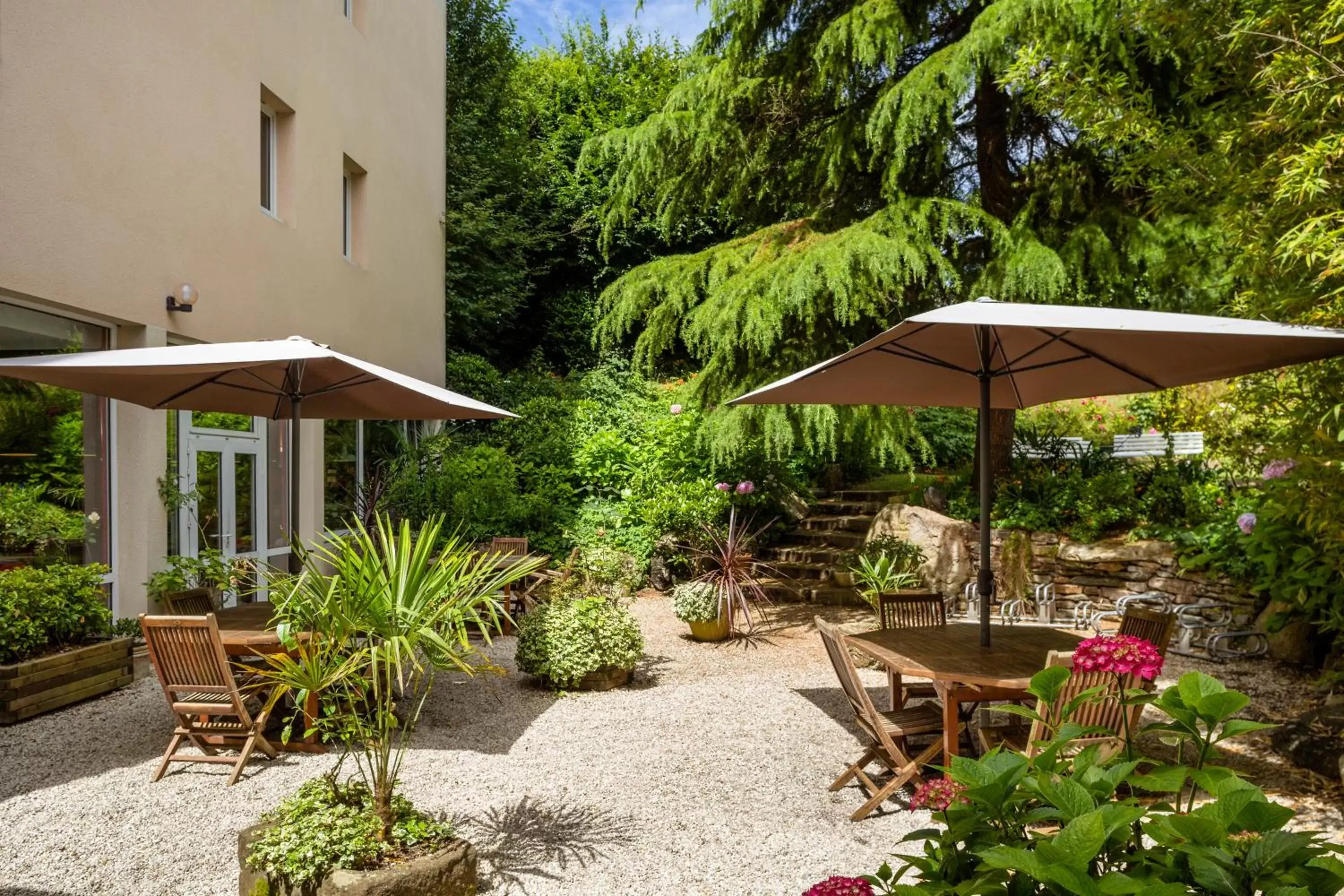 Garden, Patio/Outdoor Area in ibis Lannion