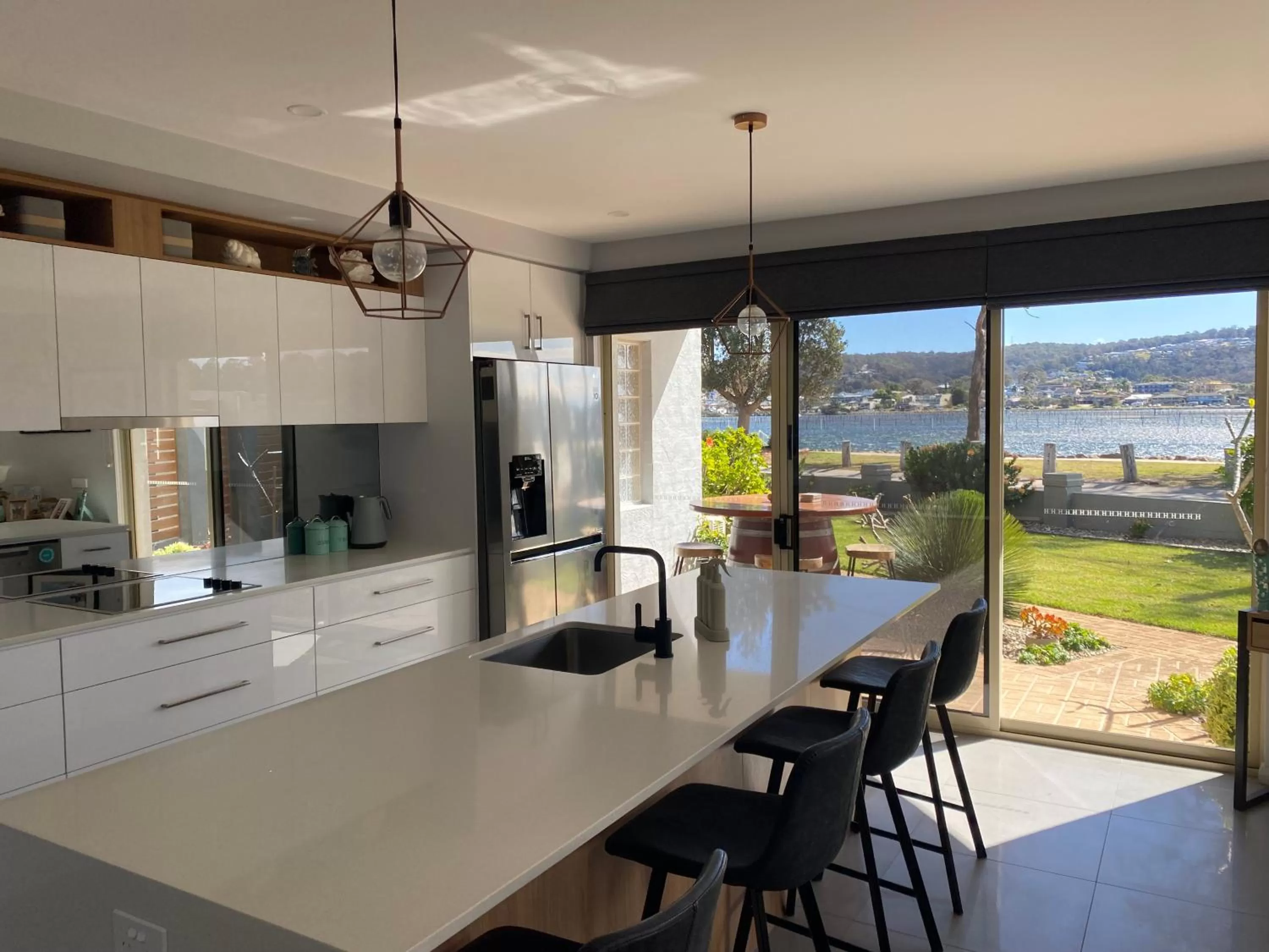 Kitchen or kitchenette in Merimbula Lake Apartments