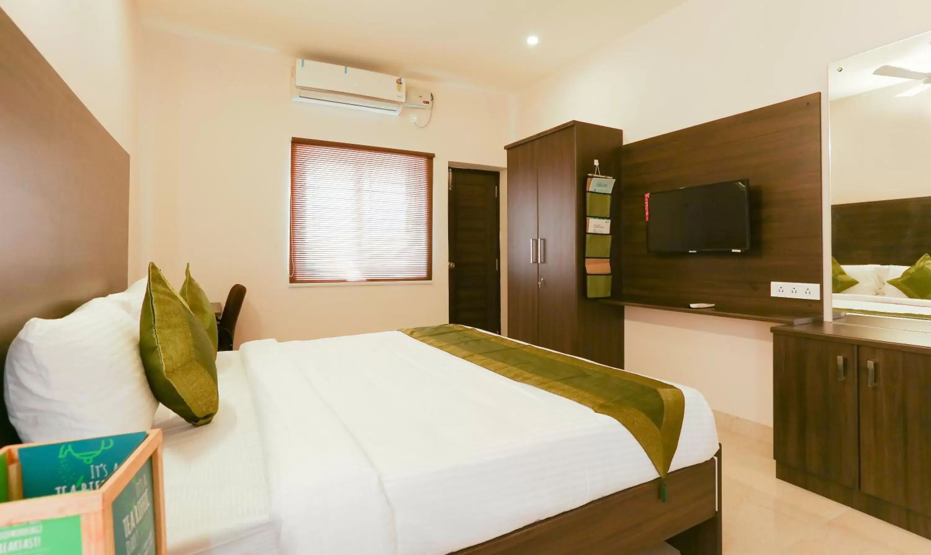 Bedroom, Bed in Treebo Hi Line Apartments Kalapatti Bedroom, Bed in Treebo Hi Line Apartments Kalapatti