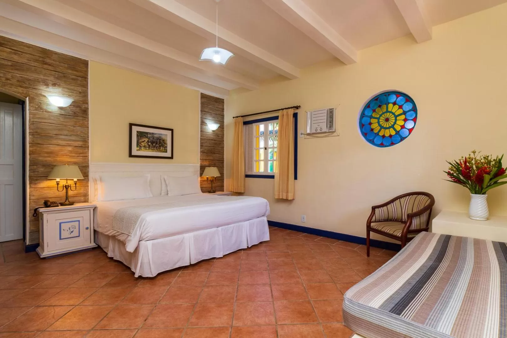 Bed in Pousada Corsario Paraty