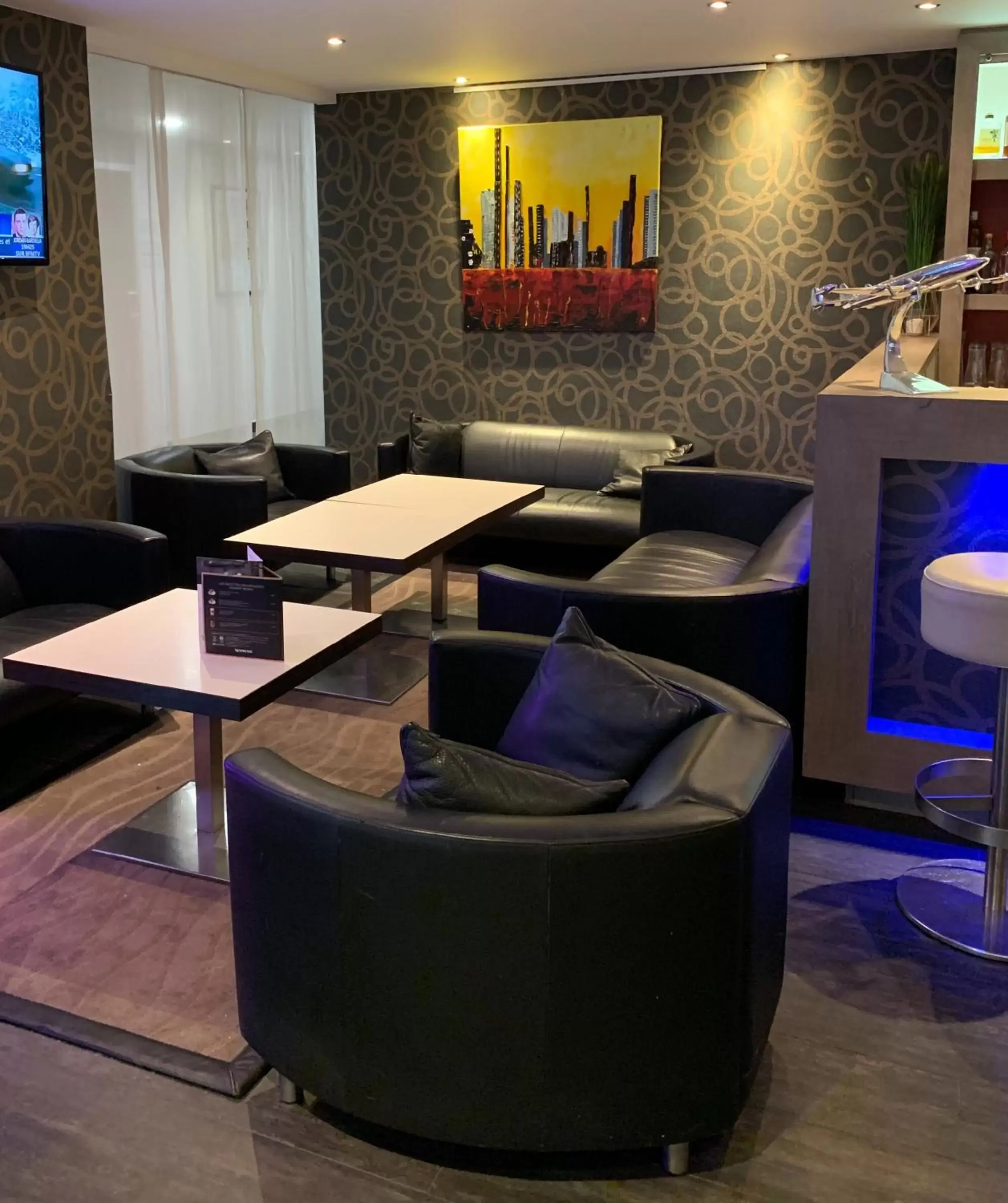 Lounge or bar in Mercure Strasbourg Aéroport