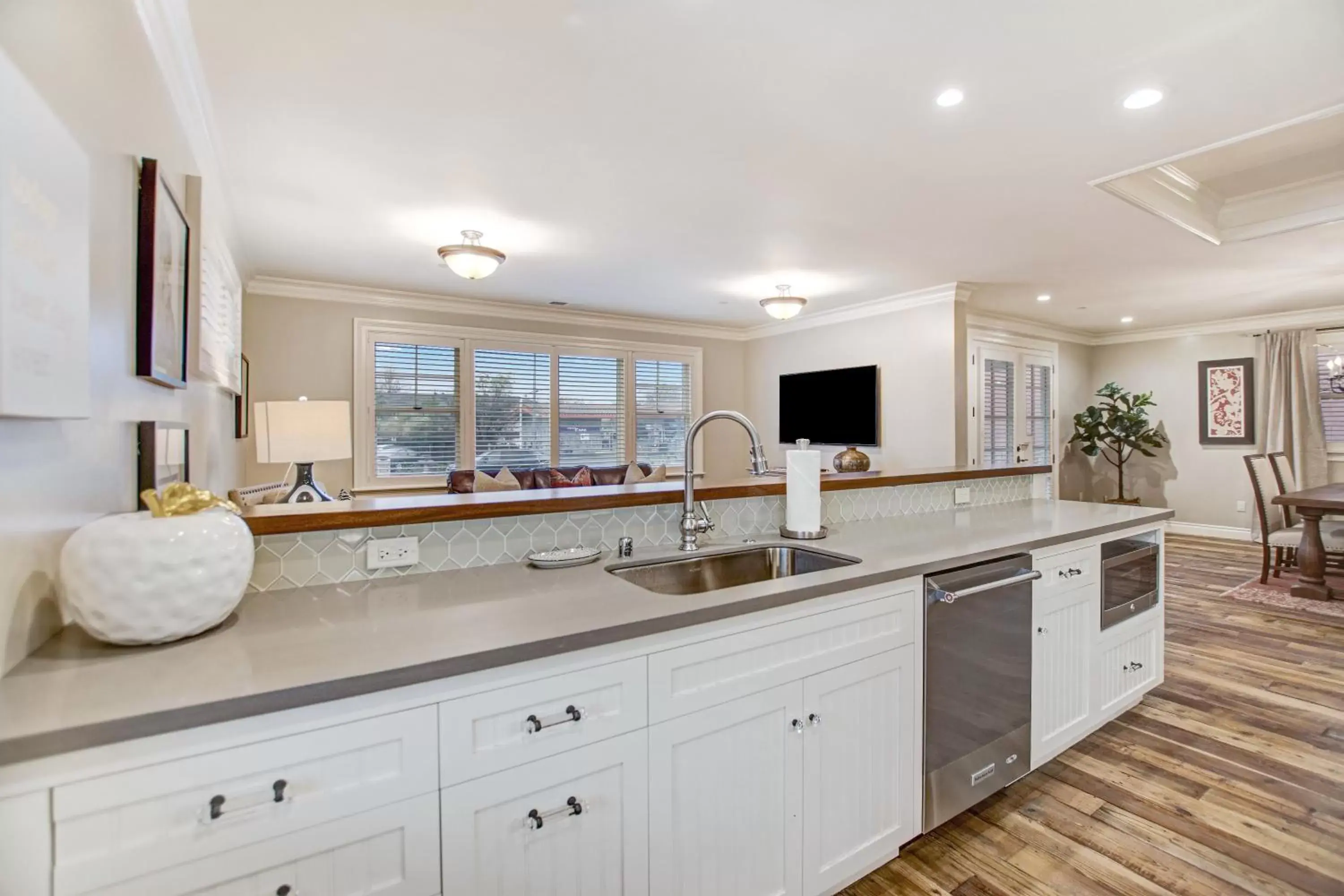 Kitchen or kitchenette, Kitchen/Kitchenette in Sonoma Bungalows