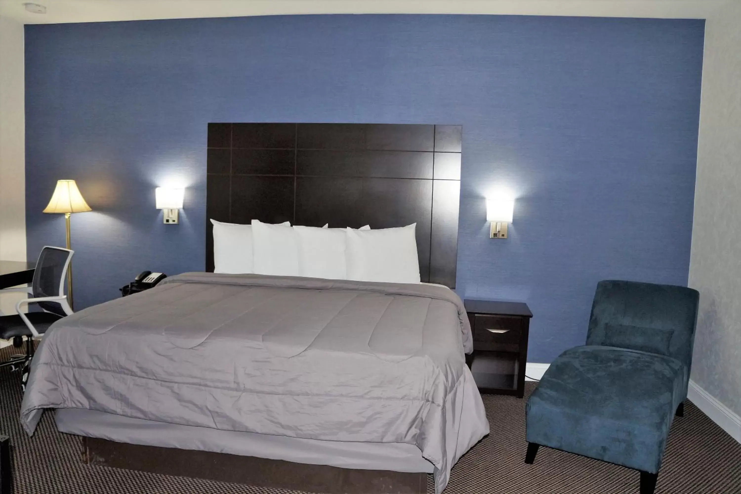 Photo of the whole room, Bed in FairBridge Hotel Atlantic City