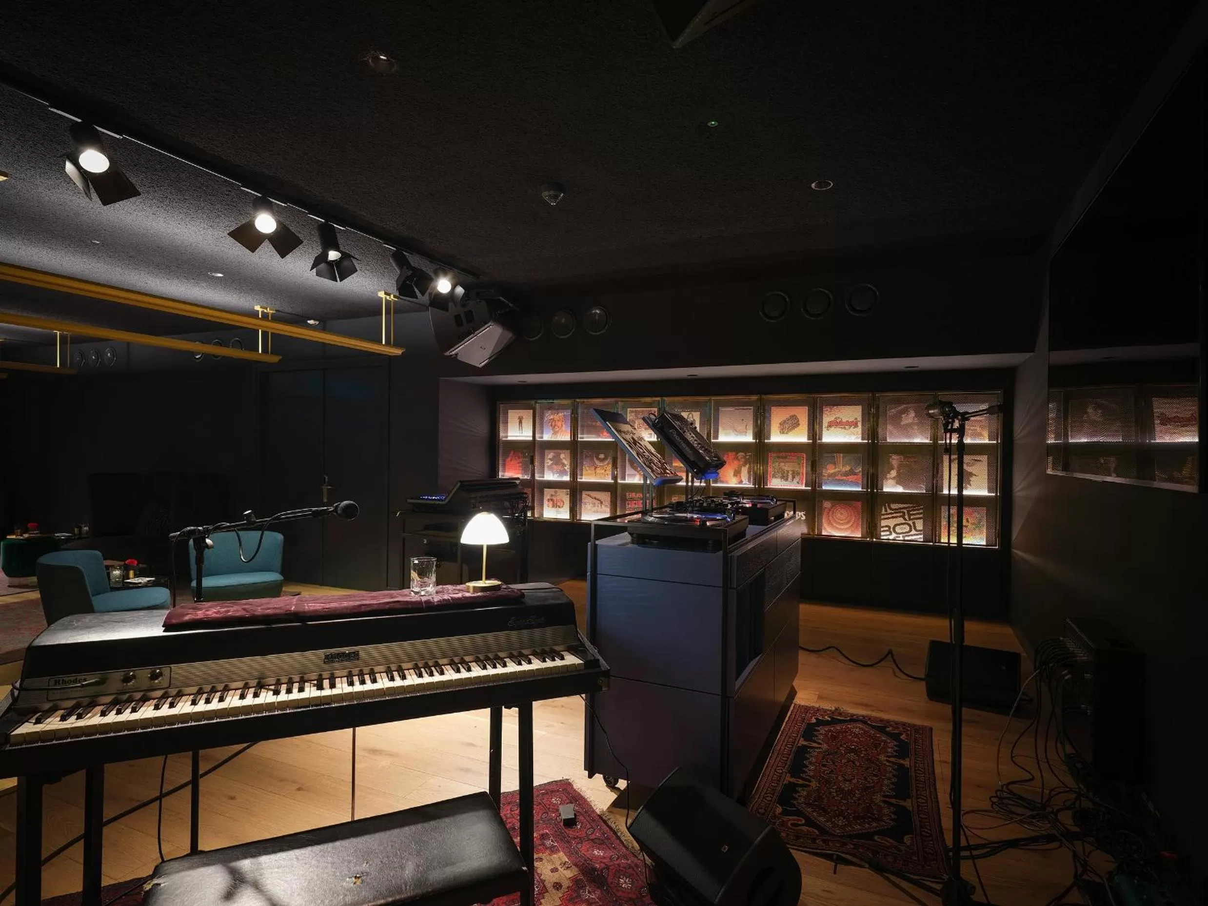 Area and facilities in Eden Hotel Amsterdam