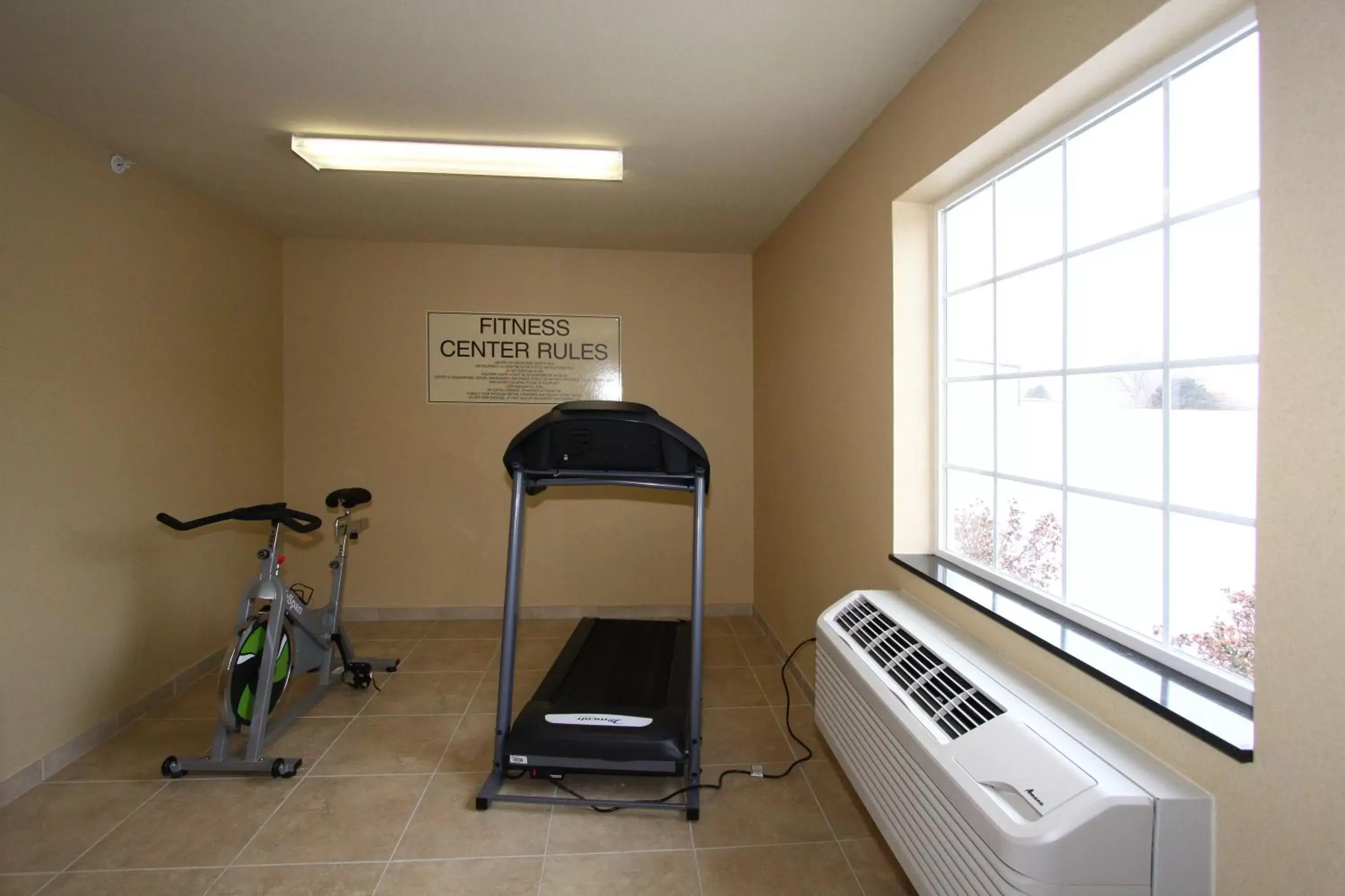 Fitness centre/facilities, Fitness Center/Facilities in Cobblestone Hotel & Suites - Seward