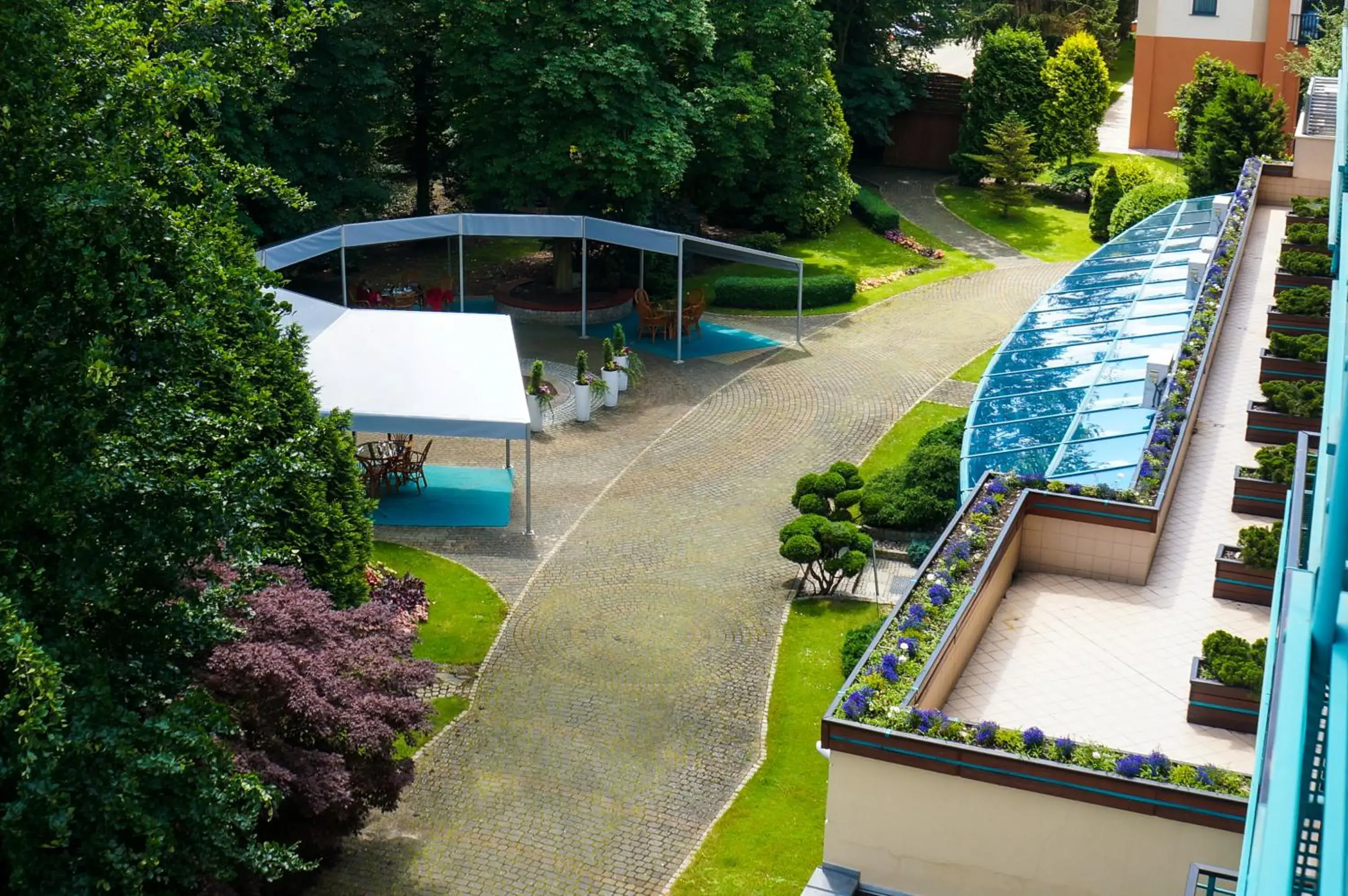 Spring, Pool View in Villa Park Med. & SPA