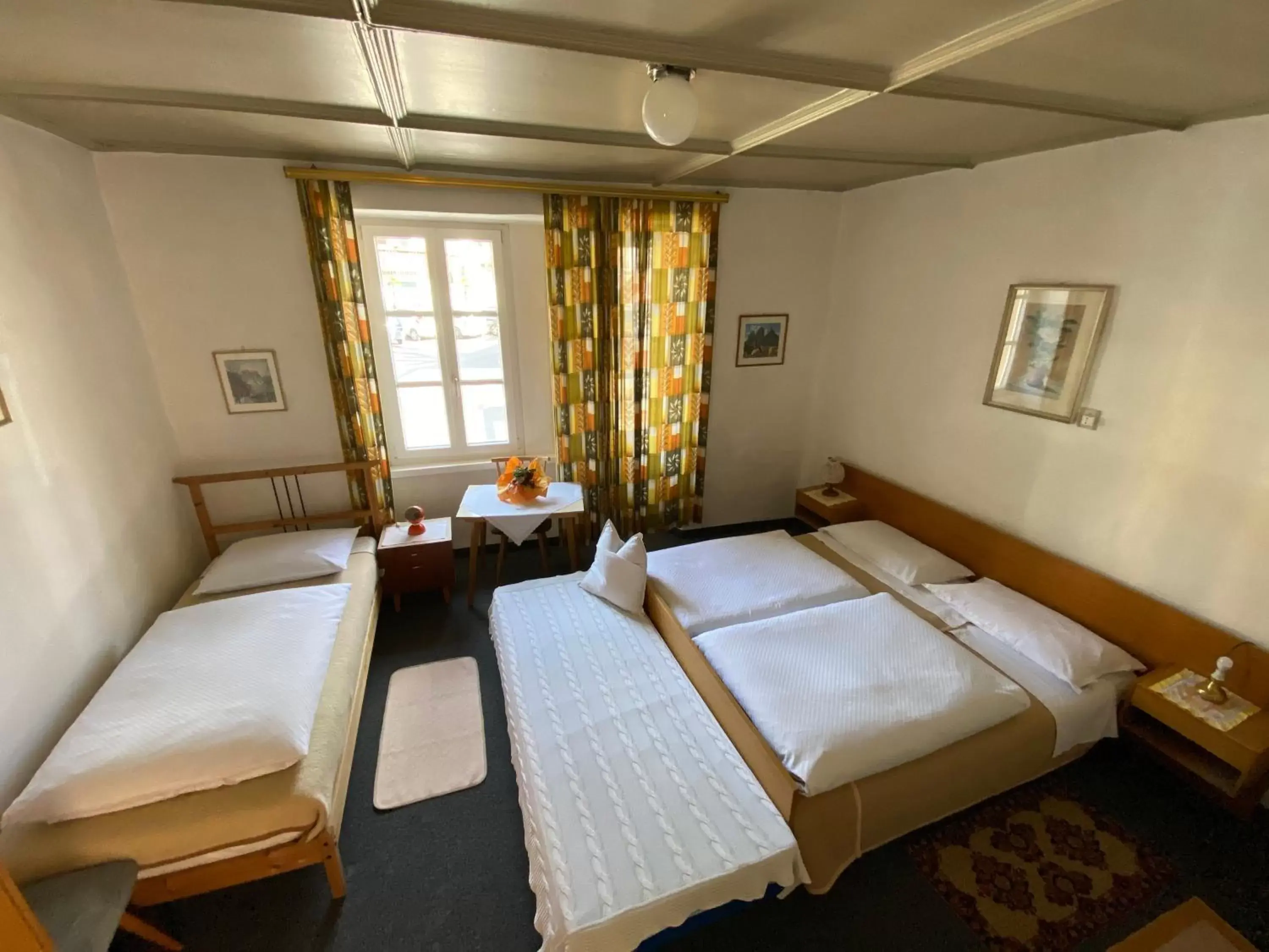 Photo of the whole room, Bed in Gasthof Albergo Ressmair