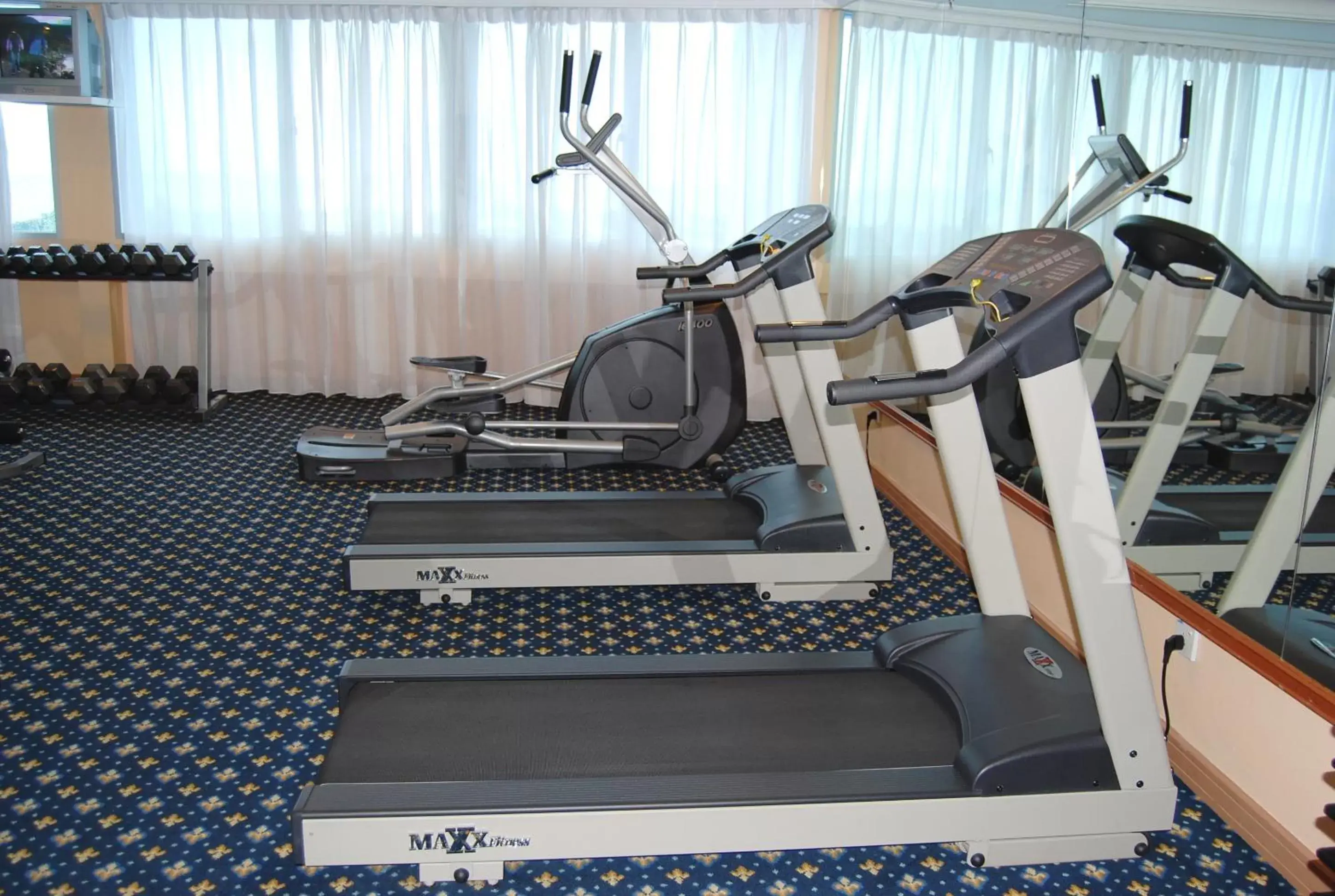 Day, Fitness Center/Facilities in Mega Hotel