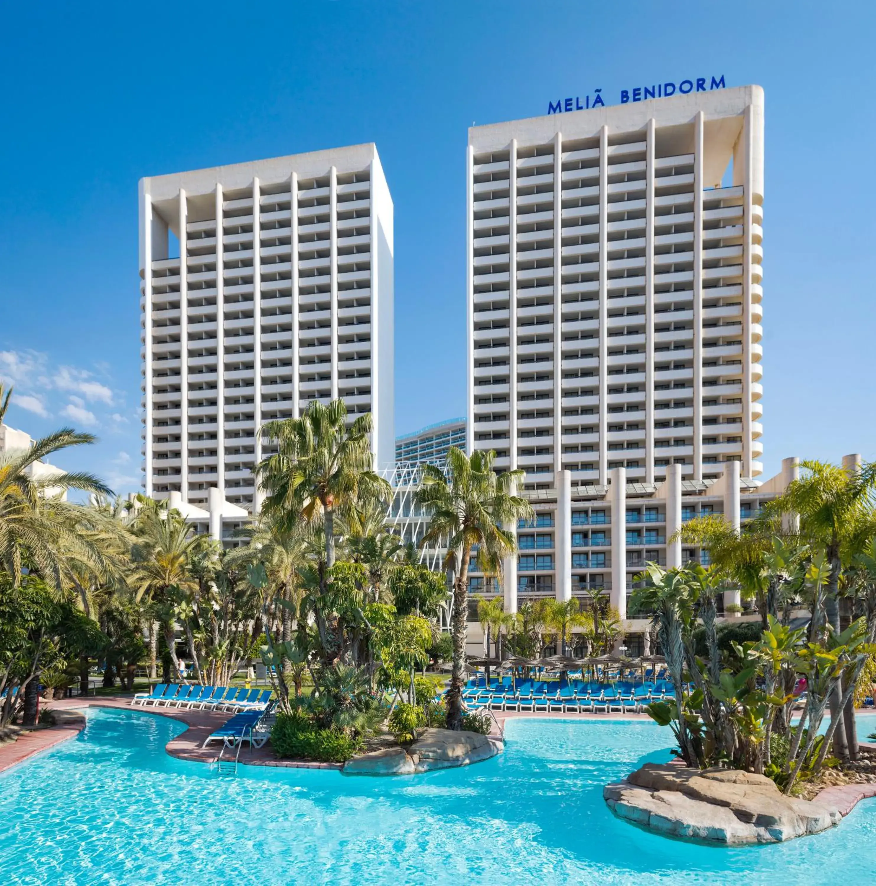 Facade/entrance, Swimming Pool in Meliá Benidorm