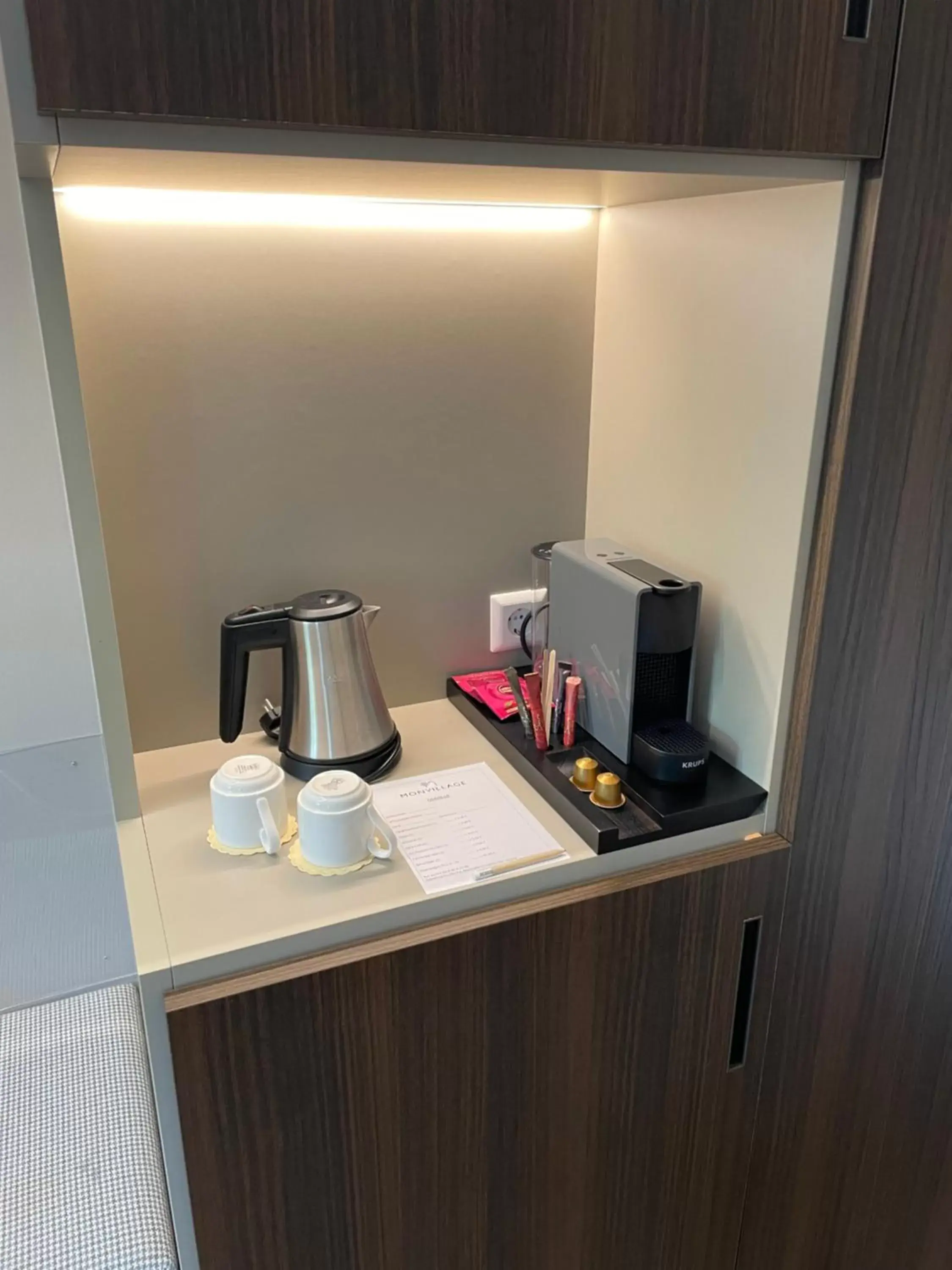 King Room - single occupancy in Hotel Monvillage King Room - single occupancy in Hotel Monvillage