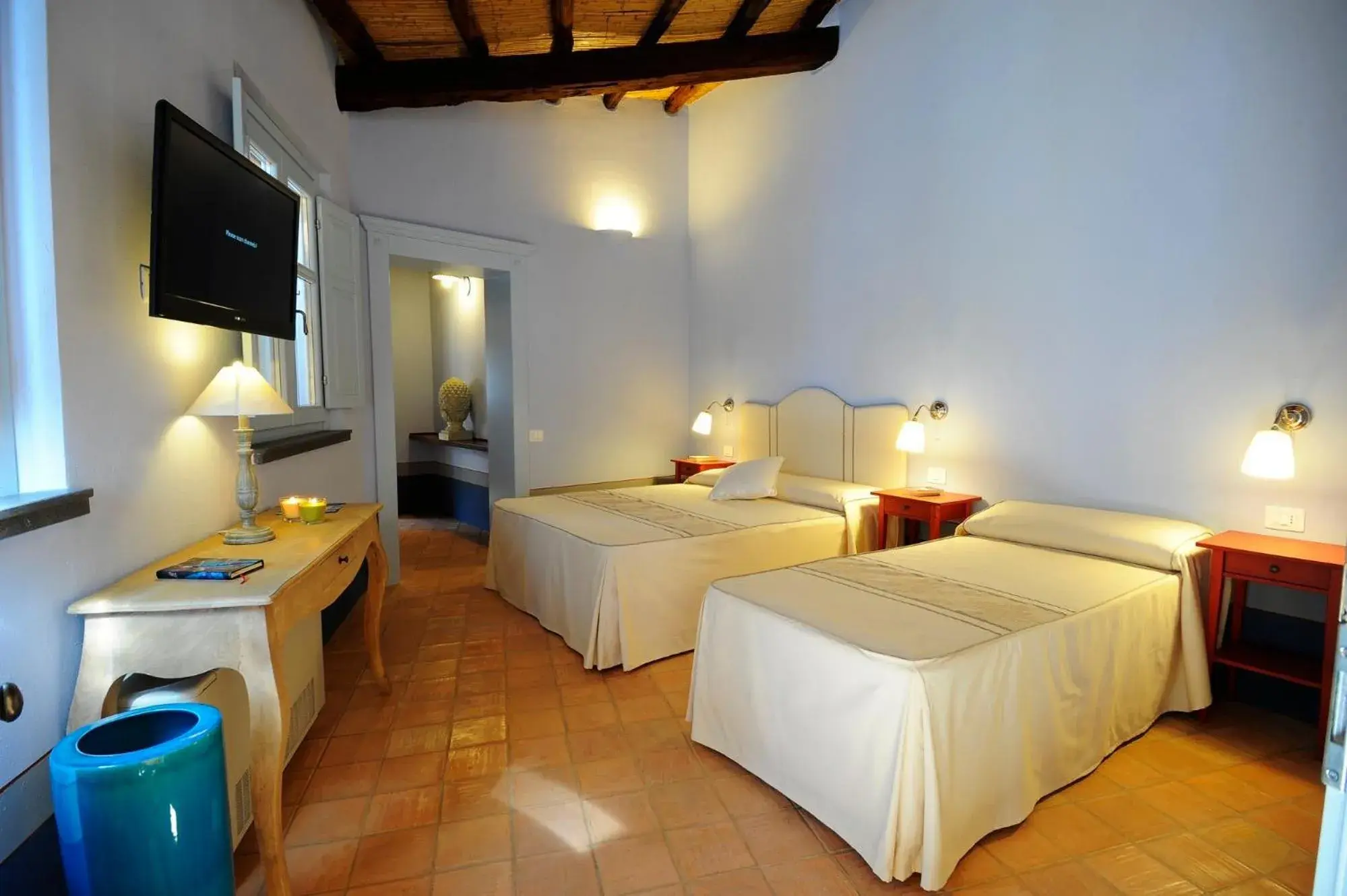 Photo of the whole room, Bed in Aquae Sinis Albergo Diffuso