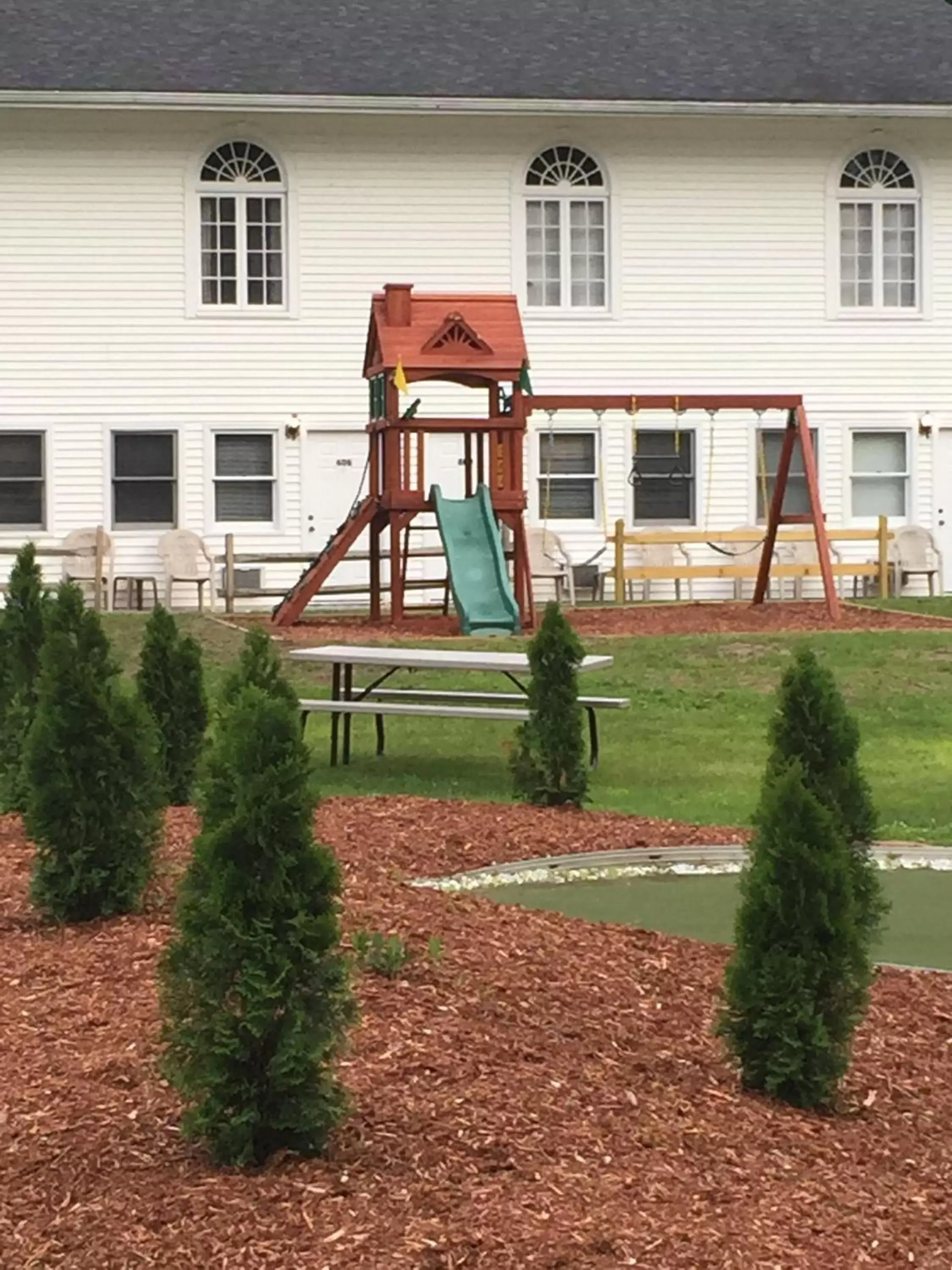 Children play ground, Children's Play Area in Merrill Farm Inn