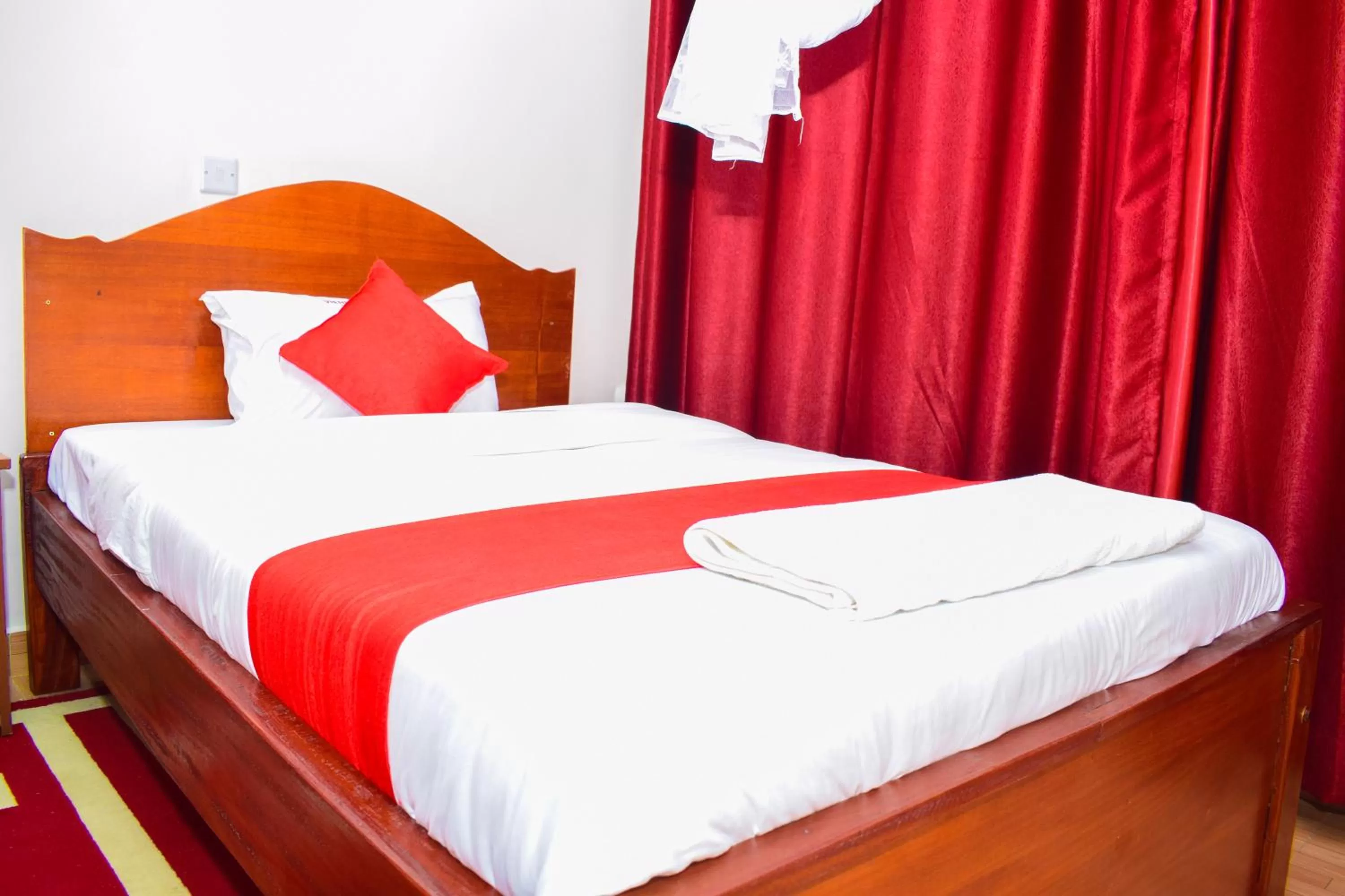 Bed in Vienna Woods Hotel Nakuru
