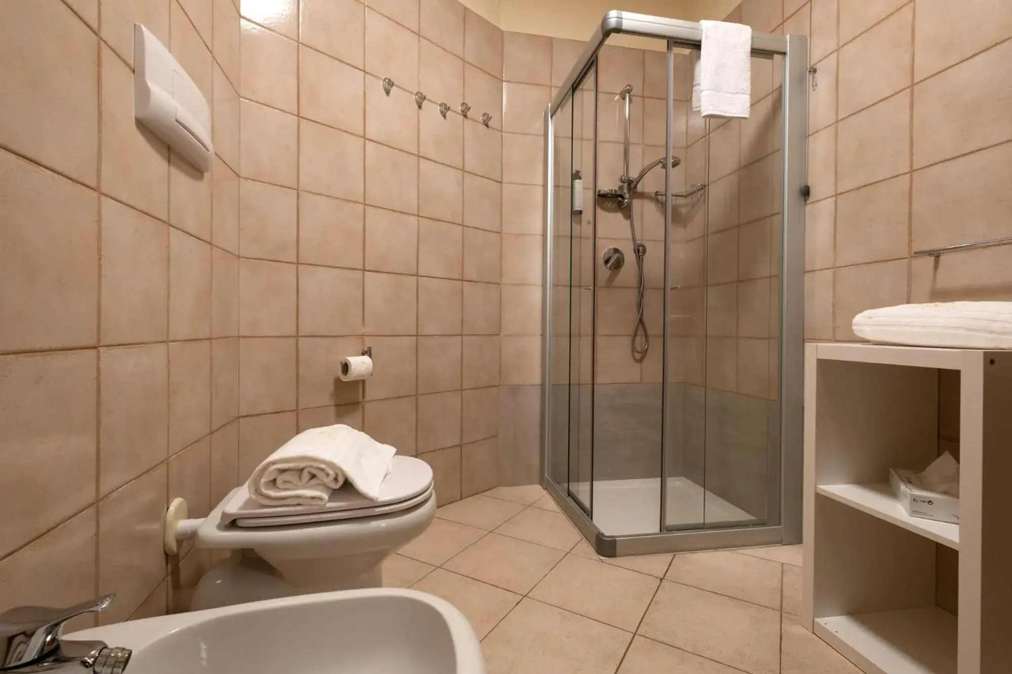 Bathroom in Hotel San Lorenzo