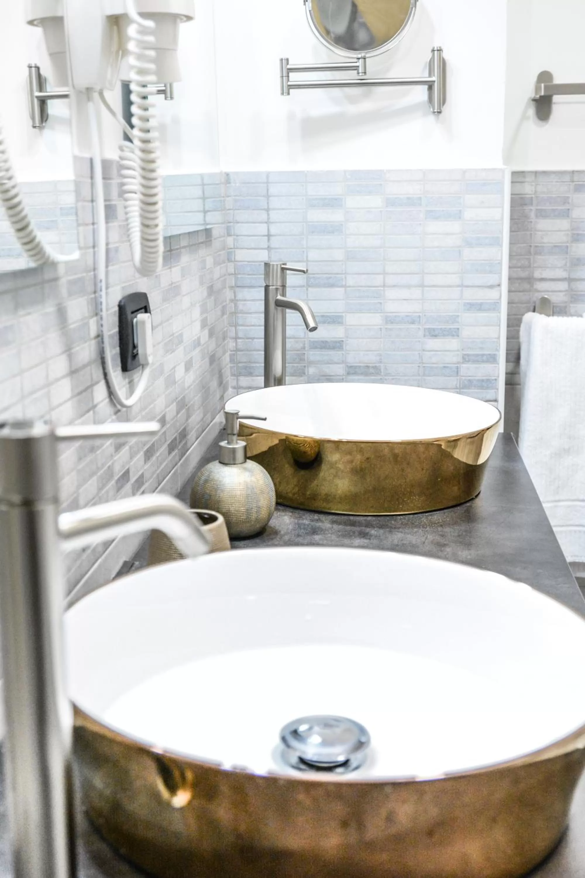 Shower in B&B Casa Cupiello