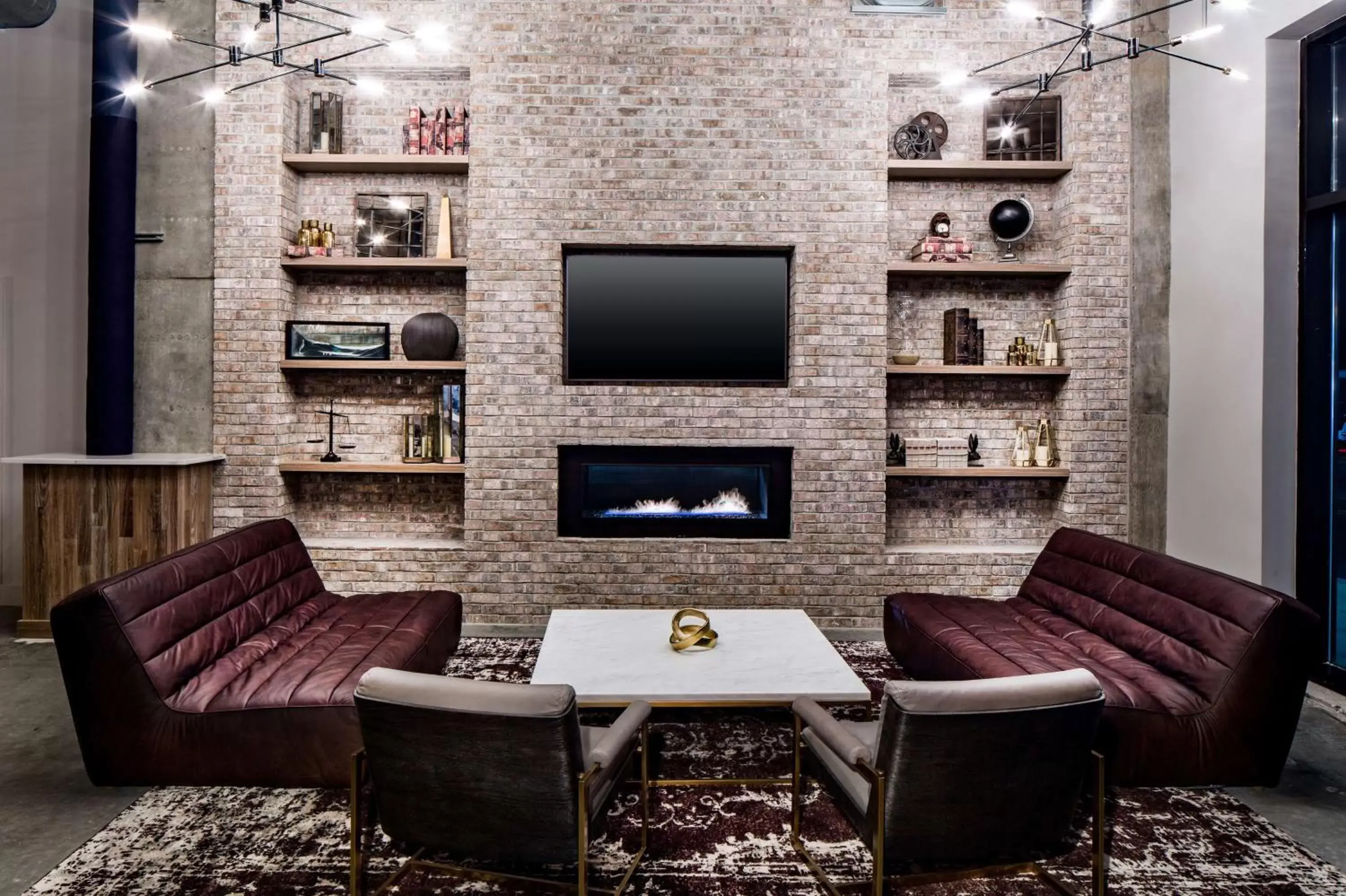 Lobby or reception, TV/Entertainment Center in Watt Hotel Tapestry Collection by Hilton