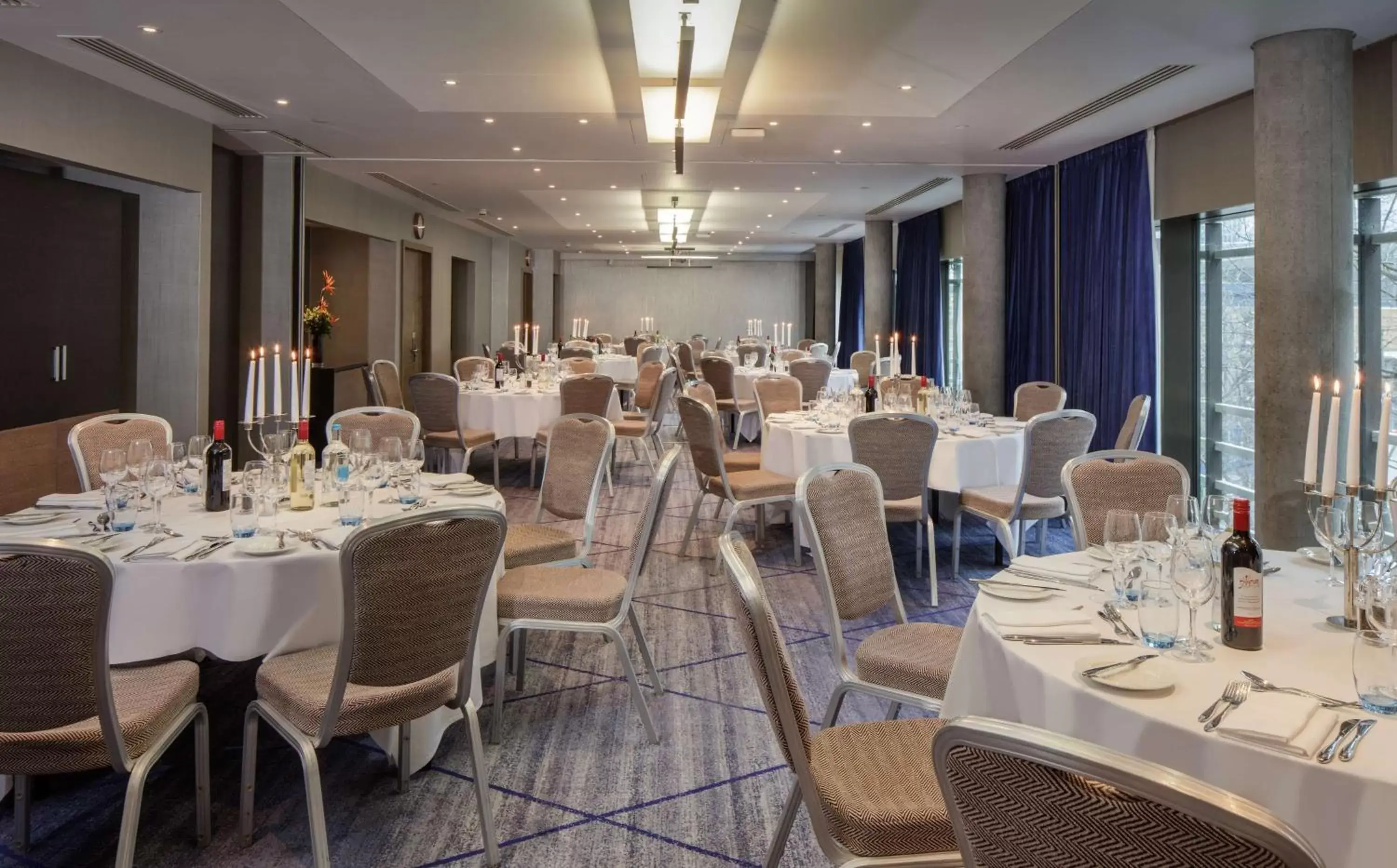 Meeting/conference room, Restaurant/Places to Eat in Hilton London Tower Bridge