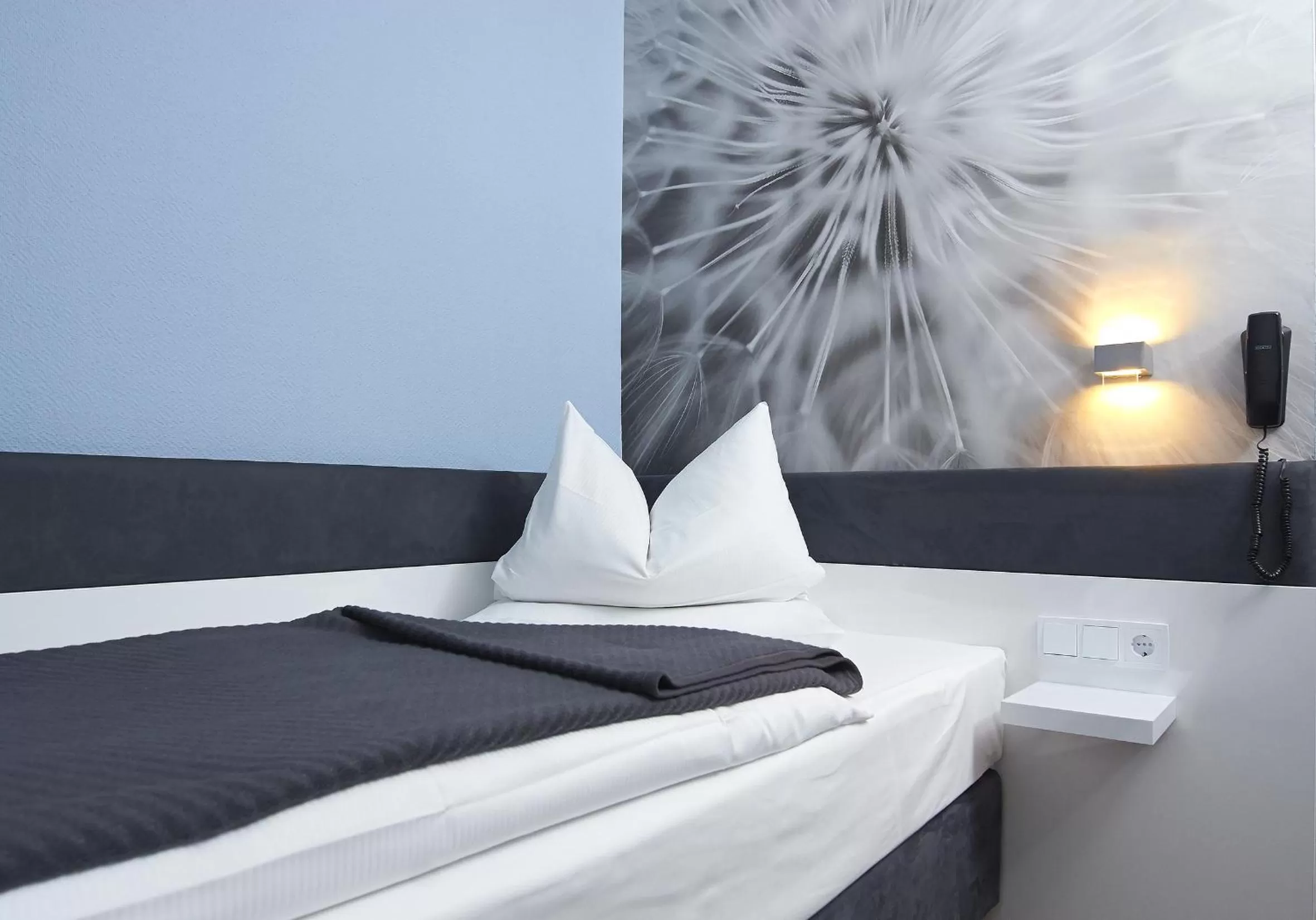 Photo of the whole room, Bed in Gartenstadt Hotel