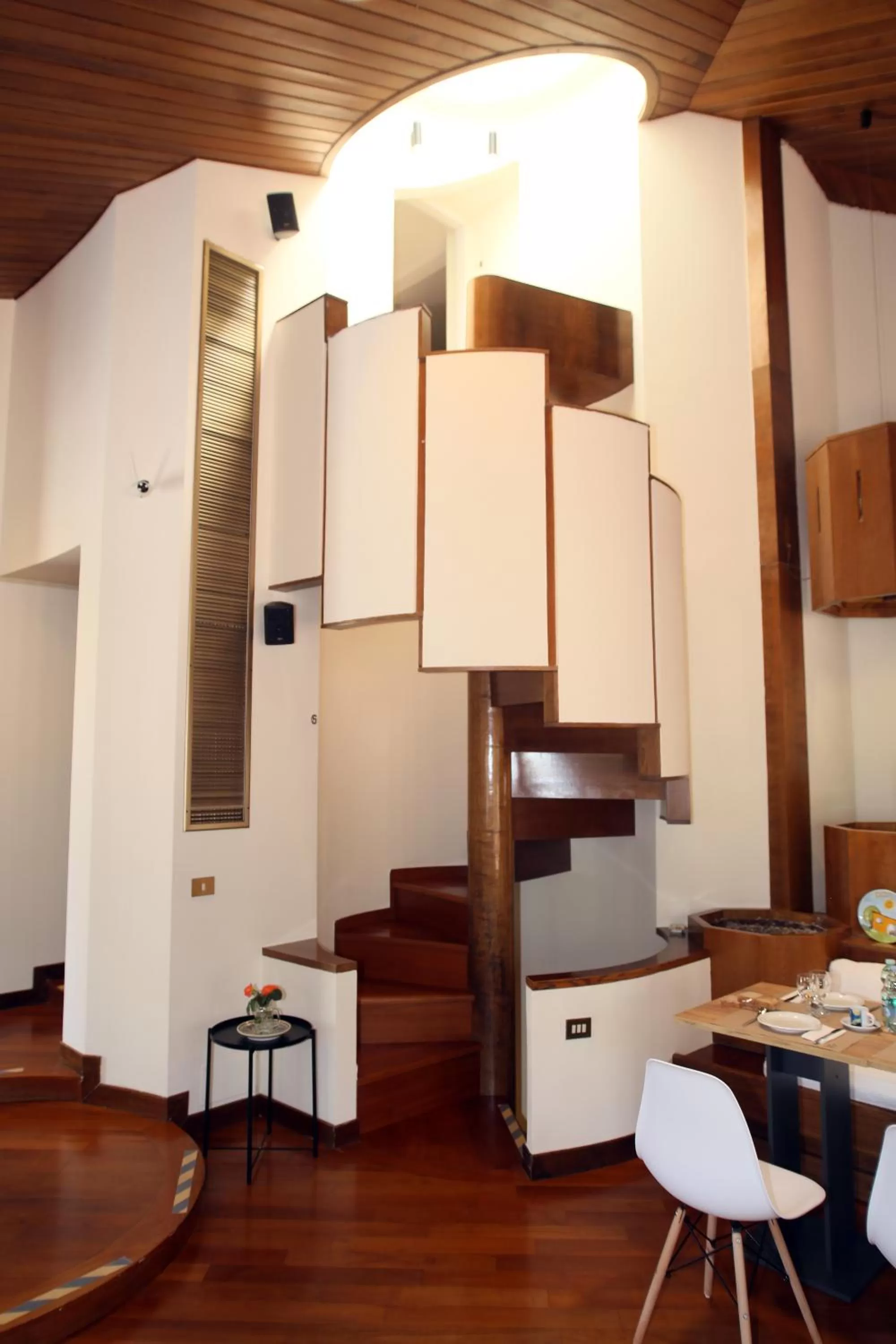 Lounge or bar in paradise suite