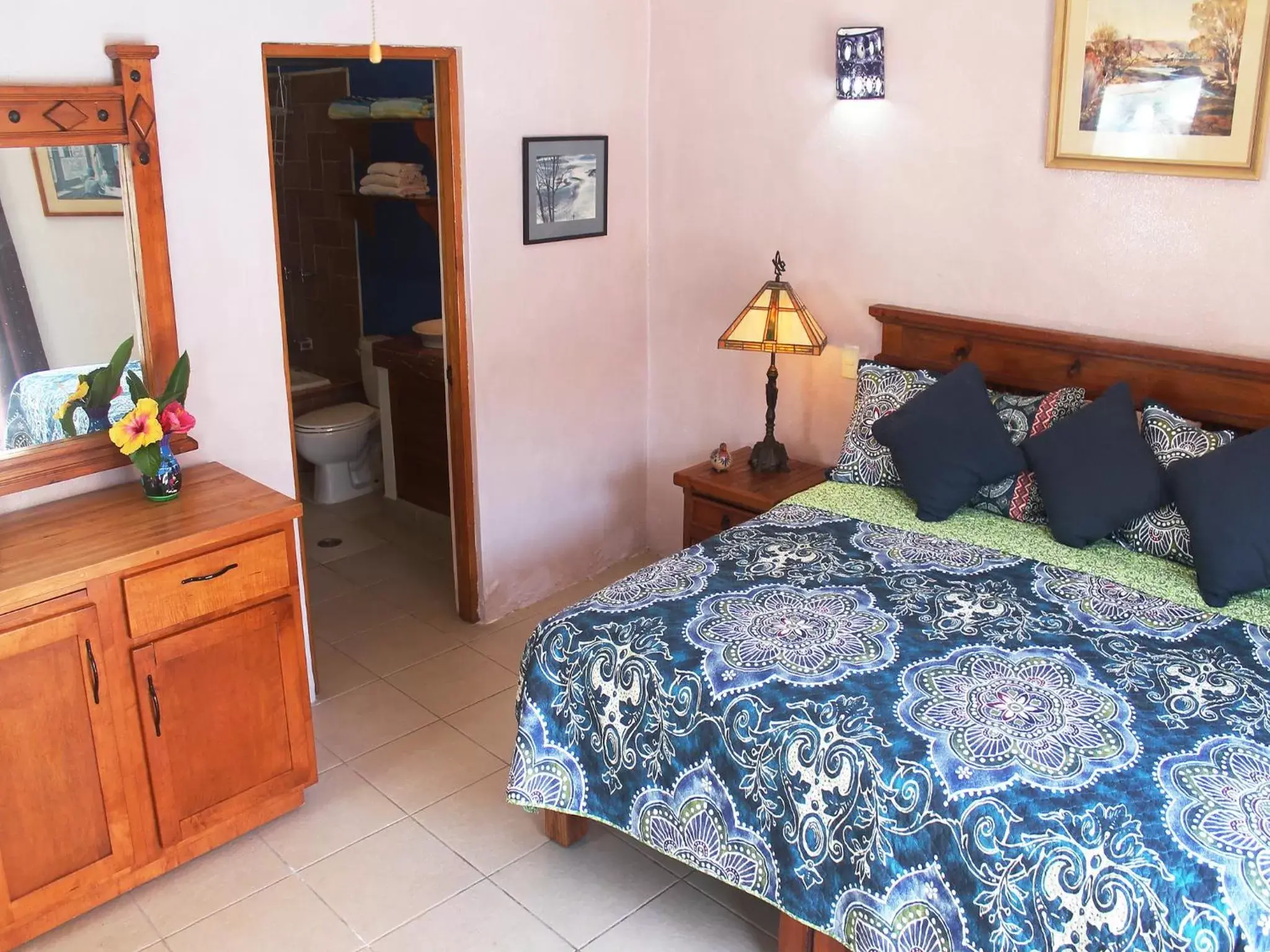 Shower, Bed in Hacienda Escondida Puerto Vallarta