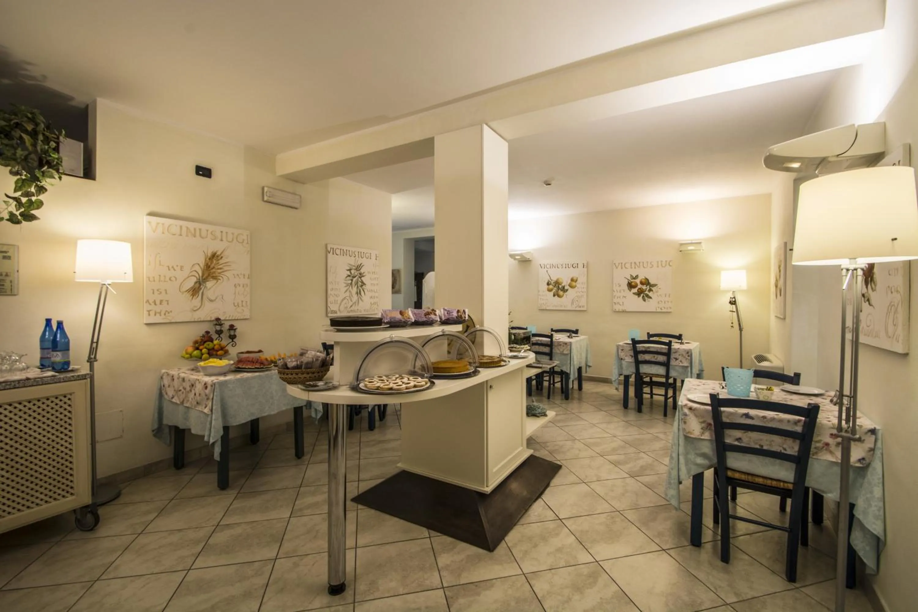 Restaurant/places to eat in Hotel Riviera Blu