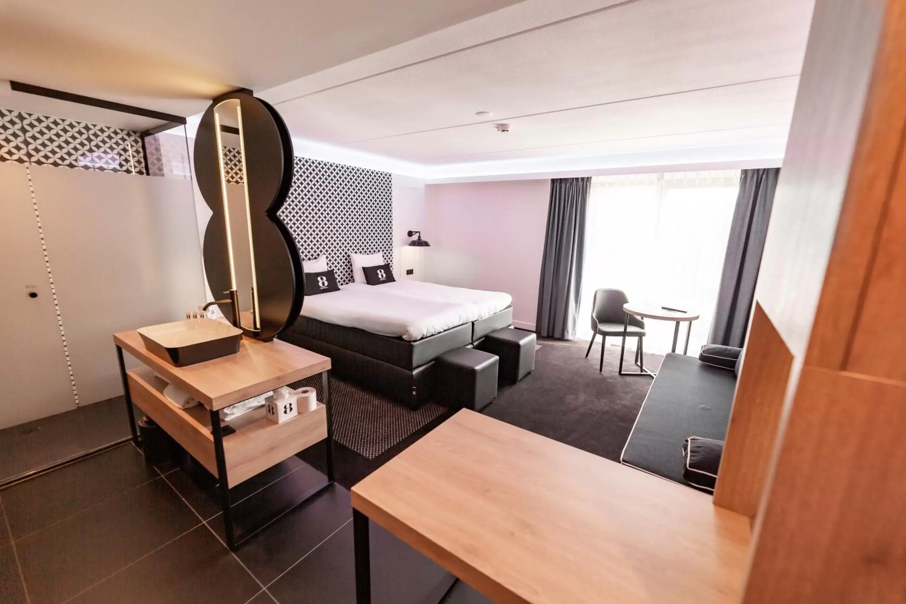 Photo of the whole room, Bed in Gr8 Hotel Sevenum Photo of the whole room, Bed in Gr8 Hotel Sevenum