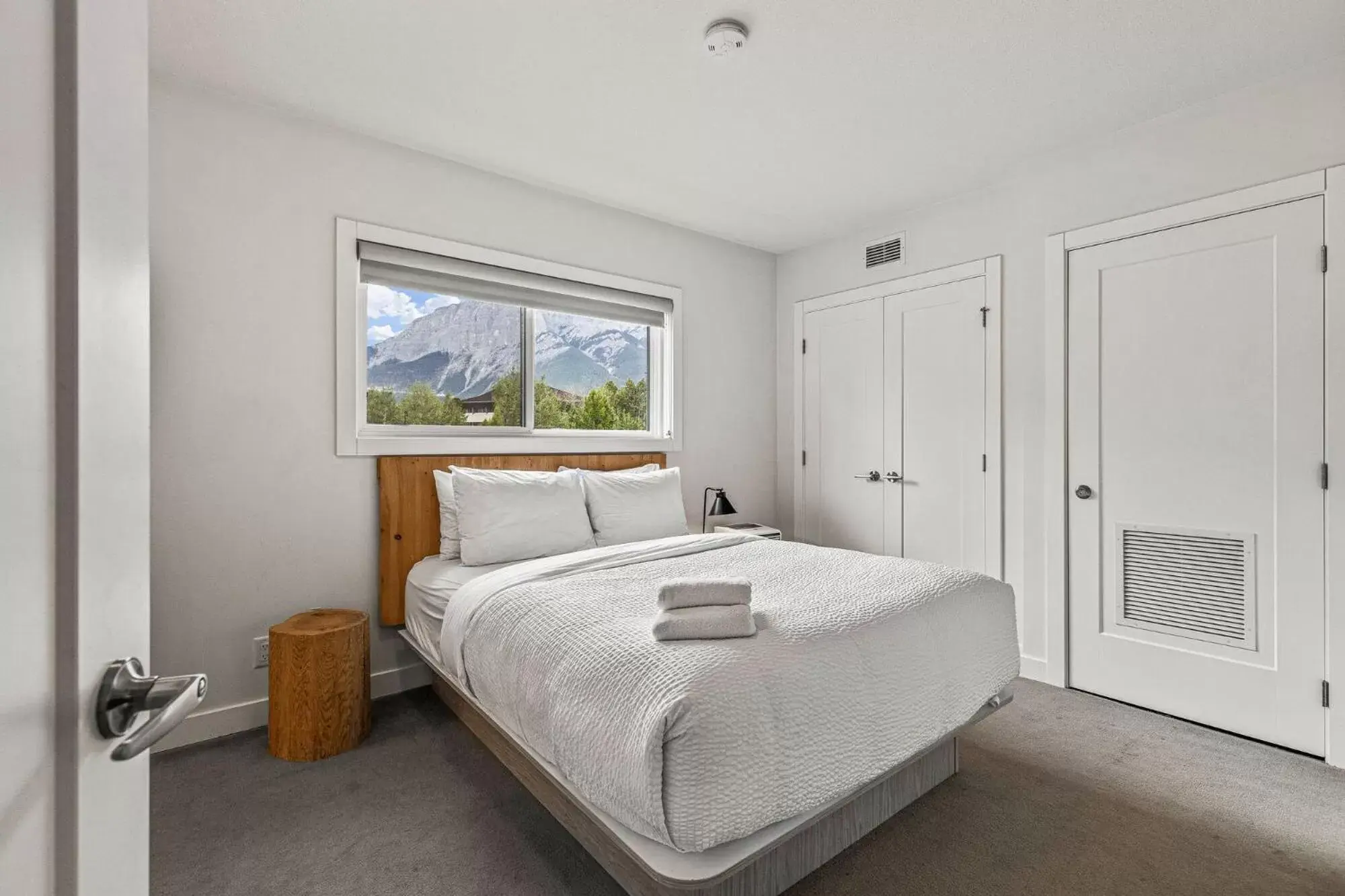 Bedroom, Bed in Basecamp Resorts Canmore