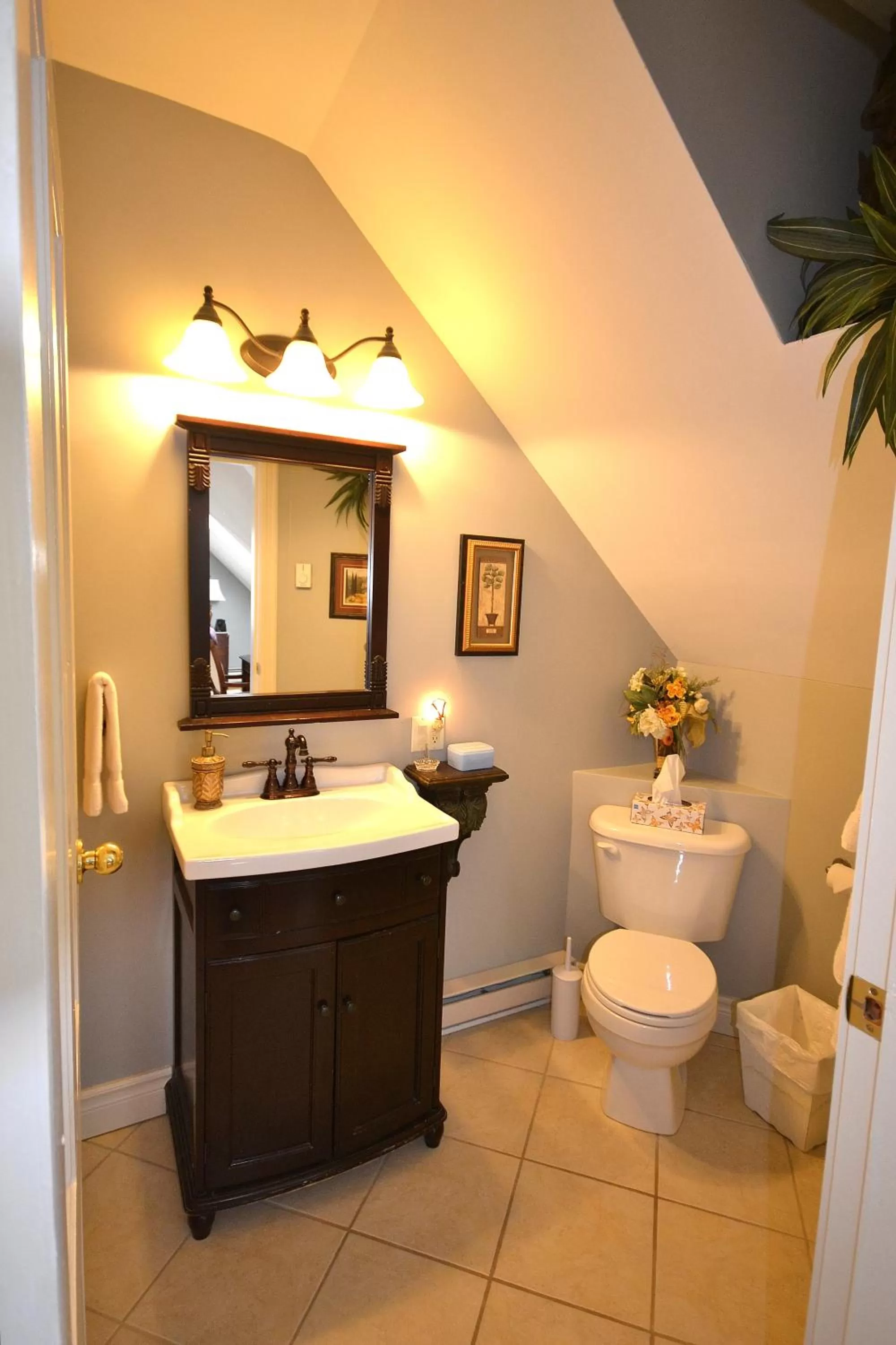 Bathroom in Briarwood Bed & Breakfast