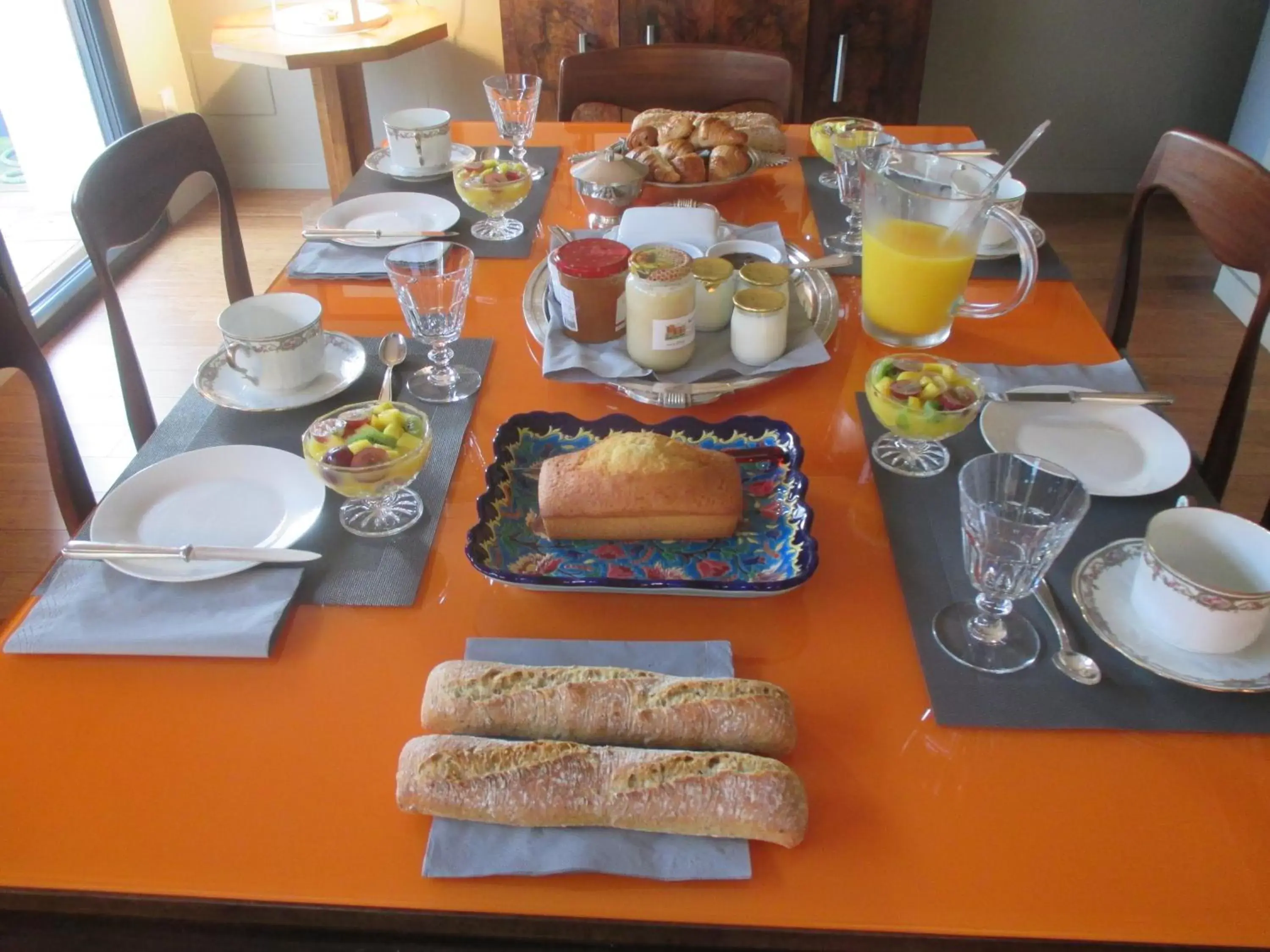 Buffet breakfast, Breakfast in La Galerie