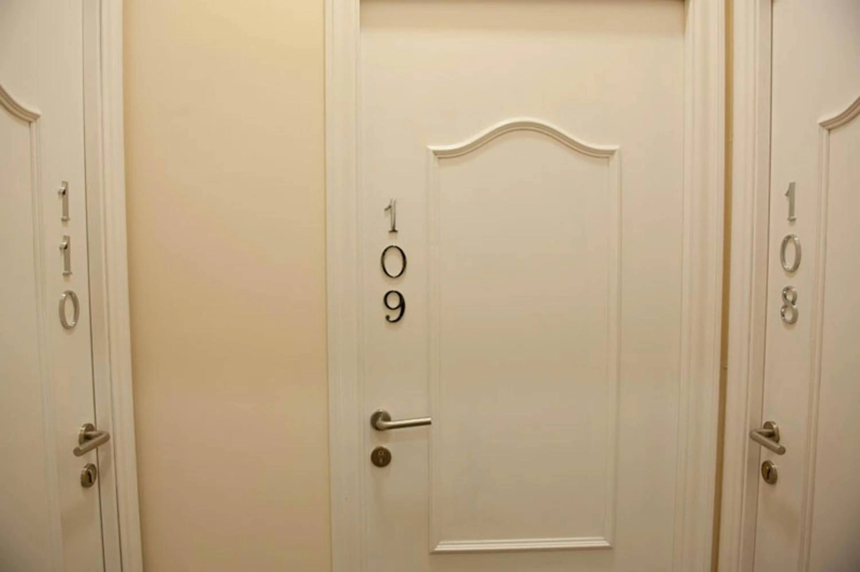 Decorative detail in Hostal Bcn 46