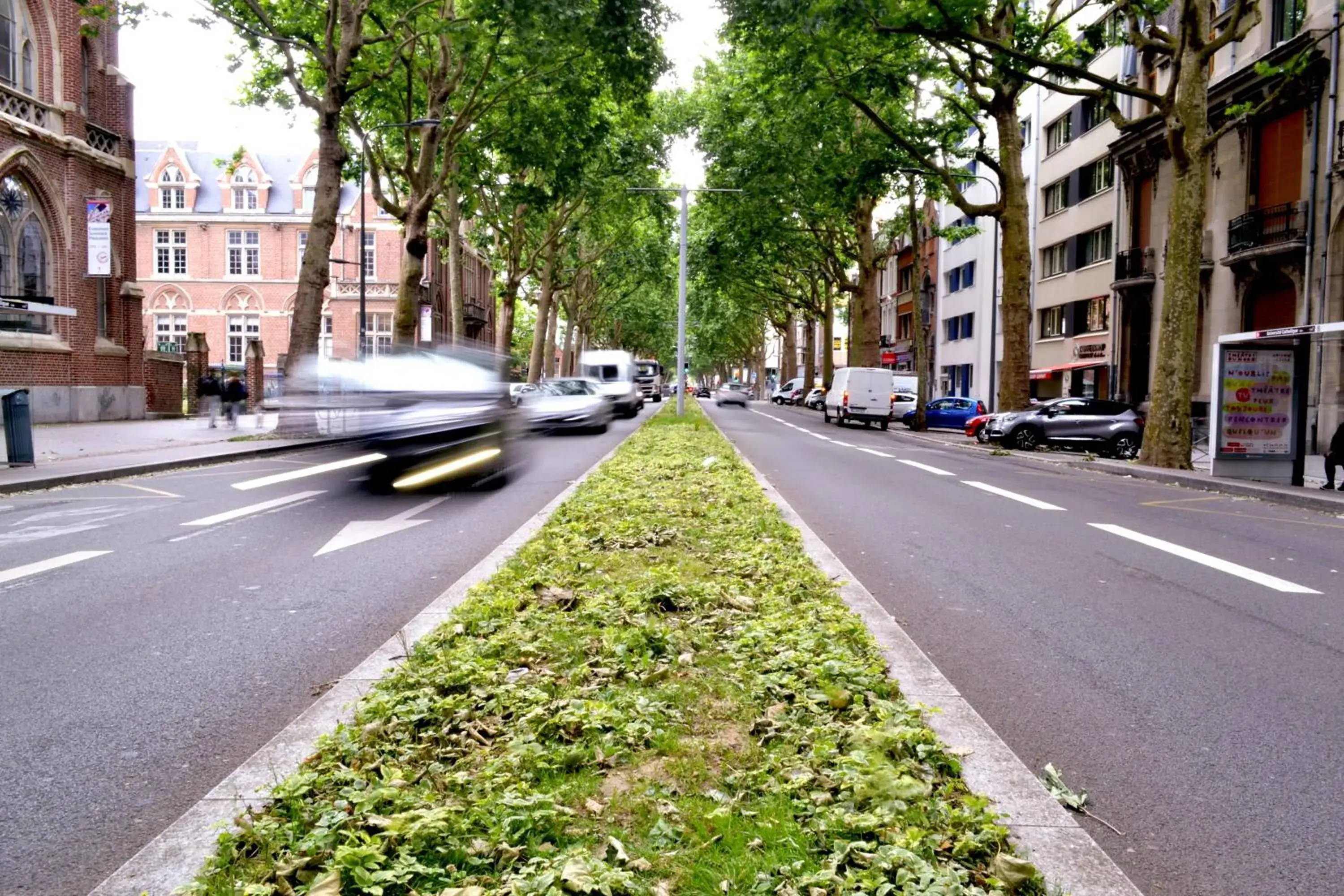 Spring, Neighborhood in Residhotel Lille Vauban