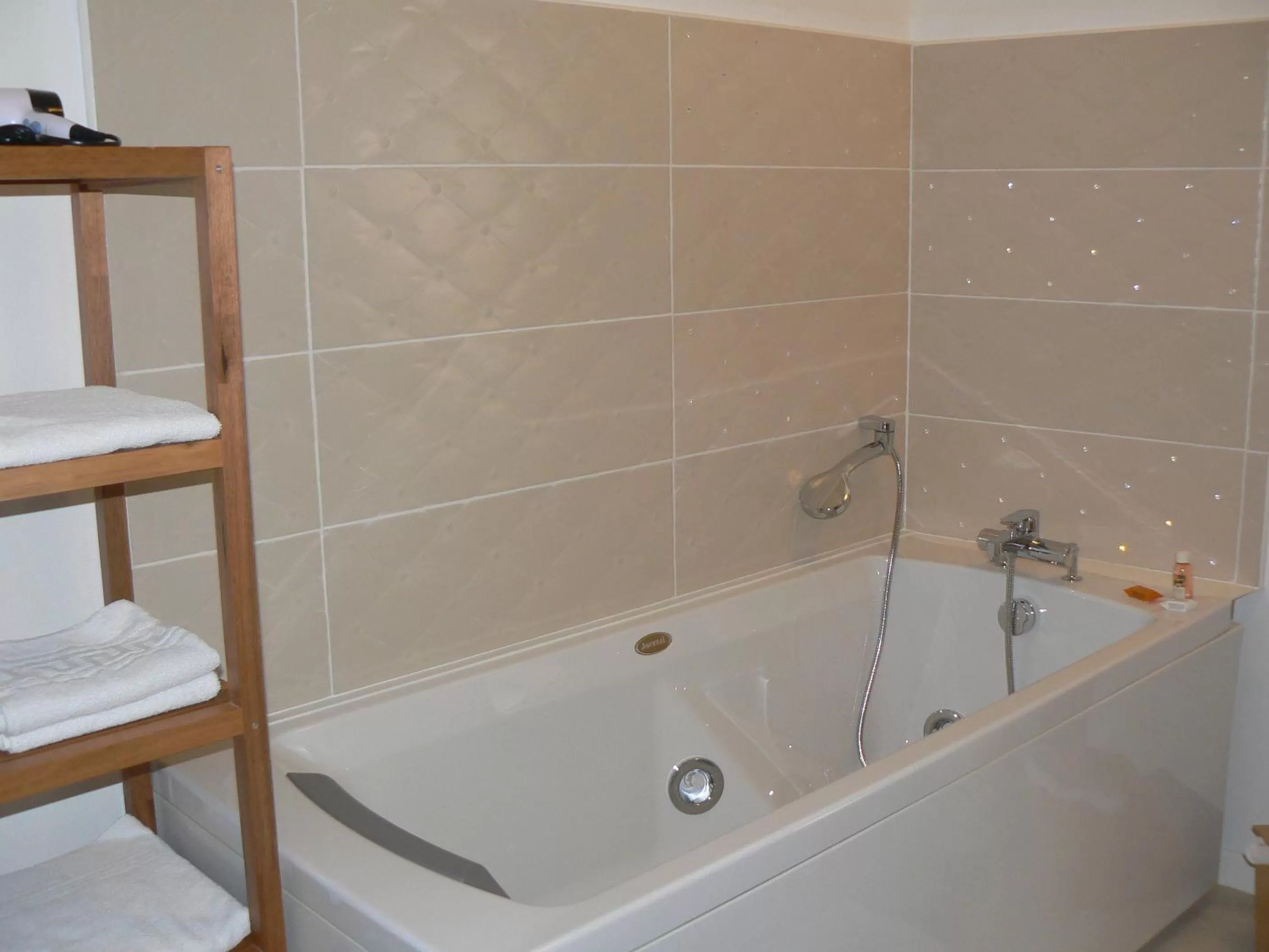 Bathroom in L'Atrium