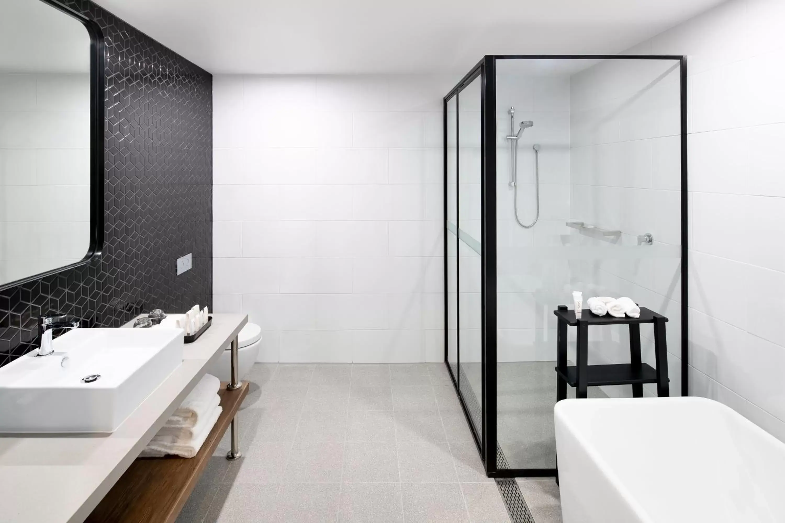 Photo of the whole room, Bathroom in Holiday Inn Sydney St Marys, an IHG Hotel