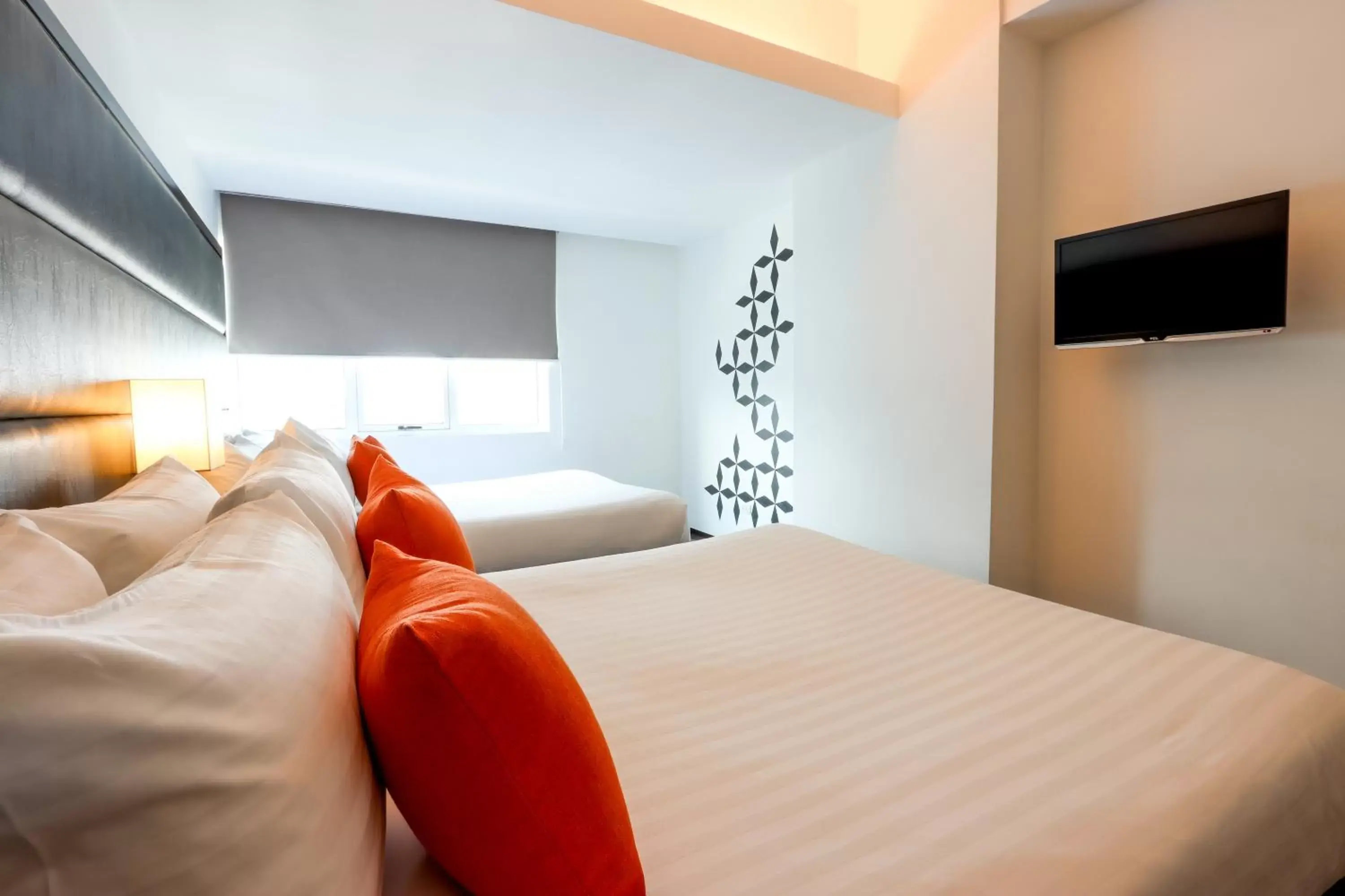 Bed in Privato Ortigas - Multiple Use Hotel