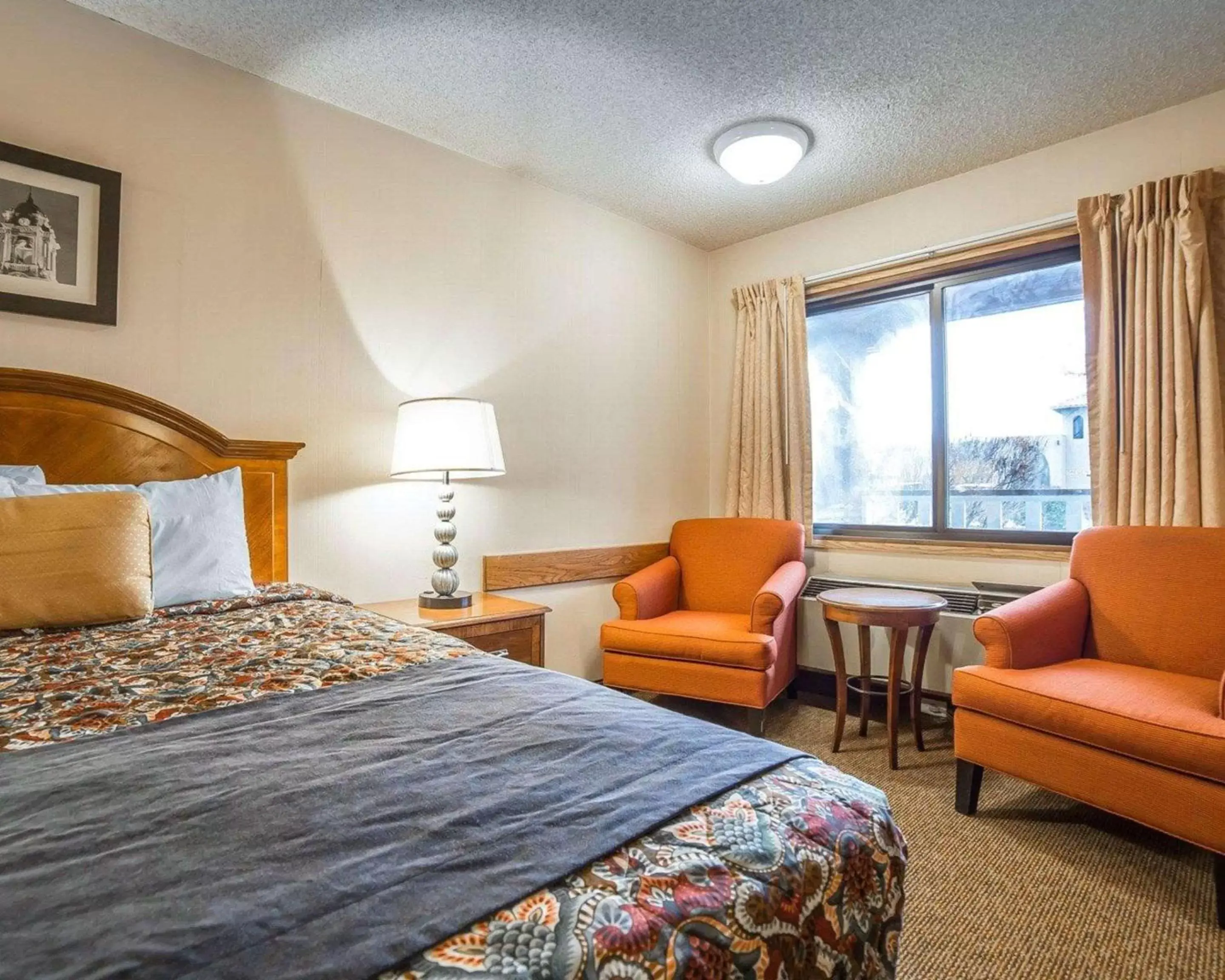 Photo of the whole room, Bed in Rodeway Inn Baker City