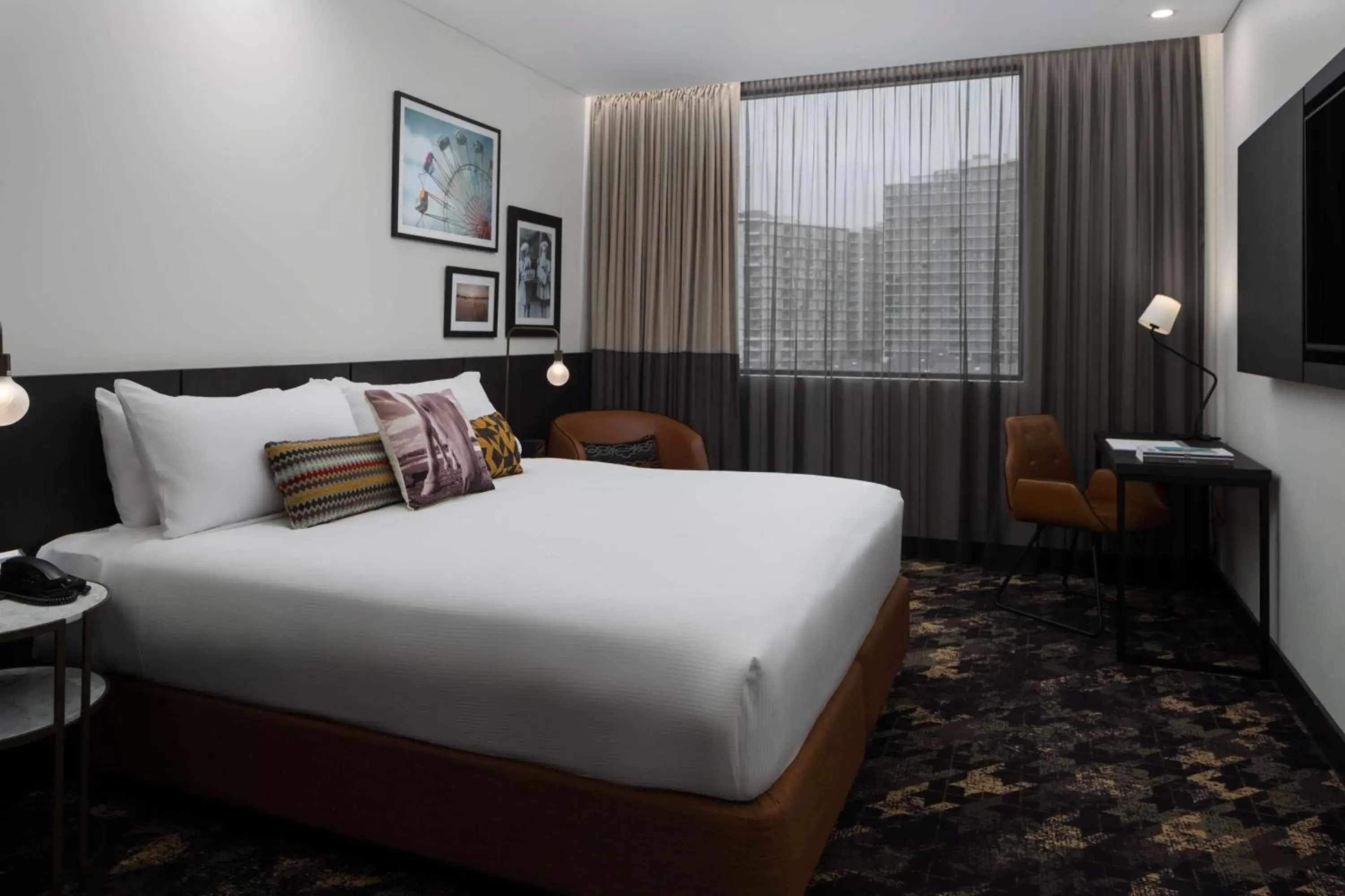 Photo of the whole room, Bed in Rydges Fortitude Valley