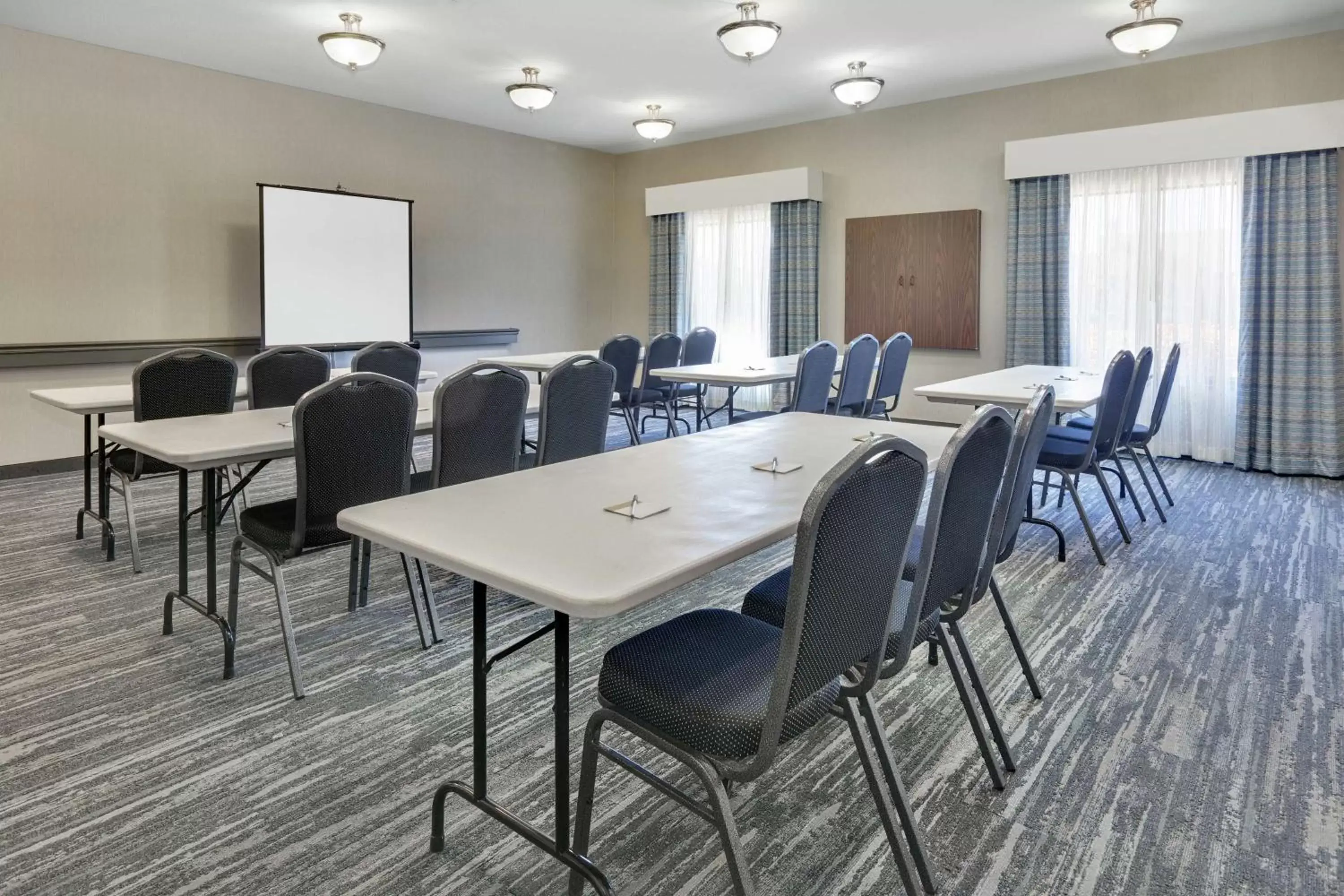 Meeting/conference room in Hampton Inn & Suites Childress