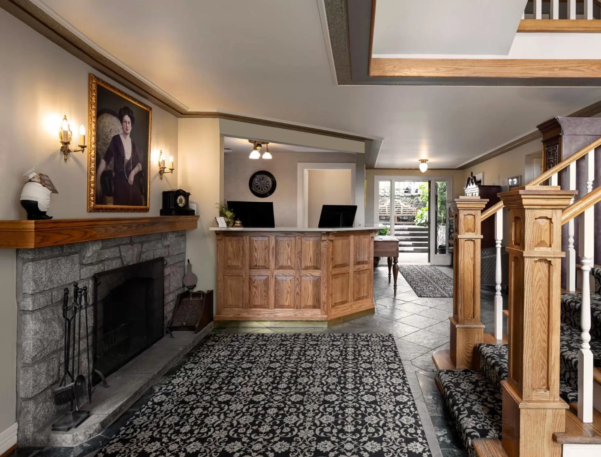 Lobby or reception in Abigail's Hotel