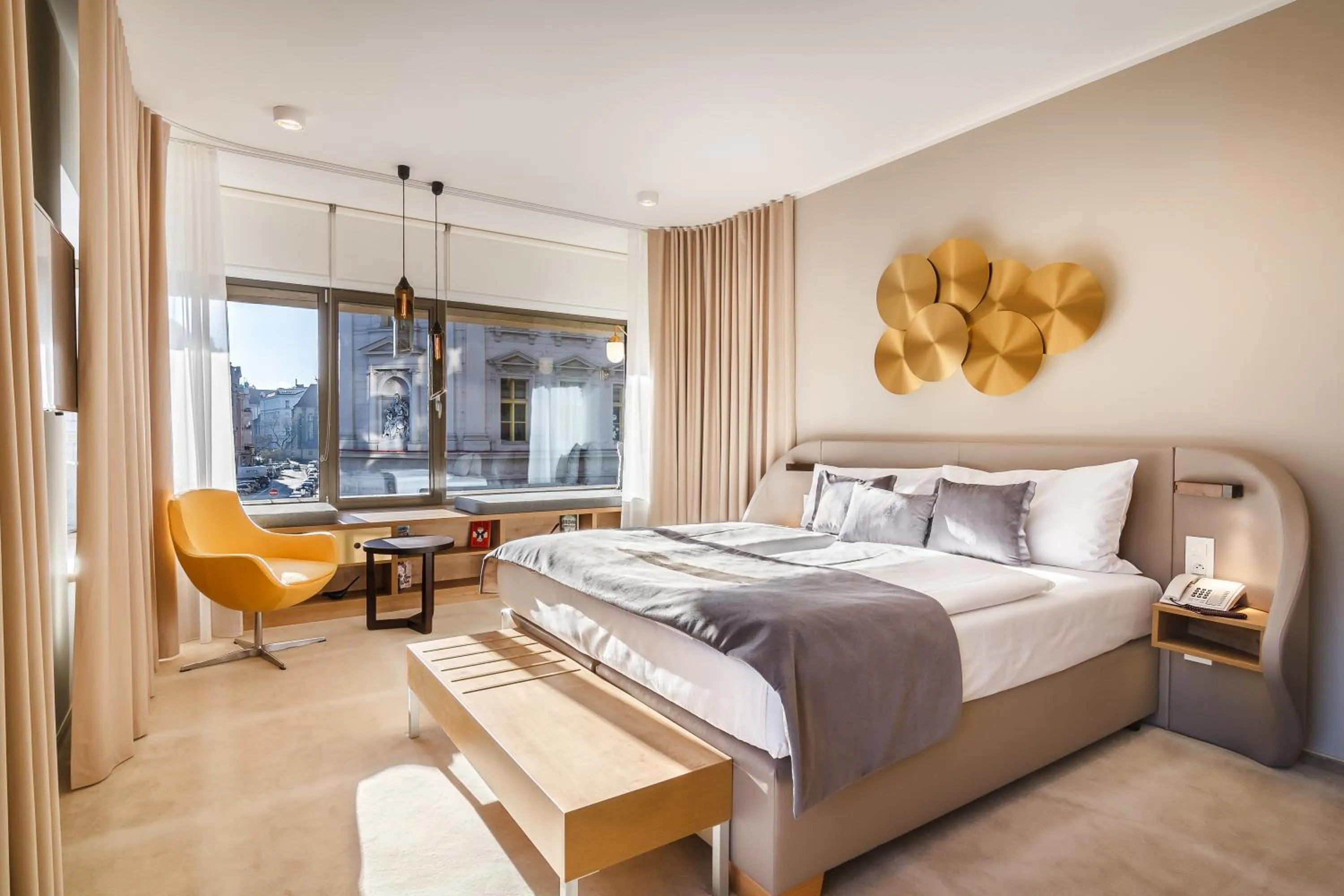 Bed in The President