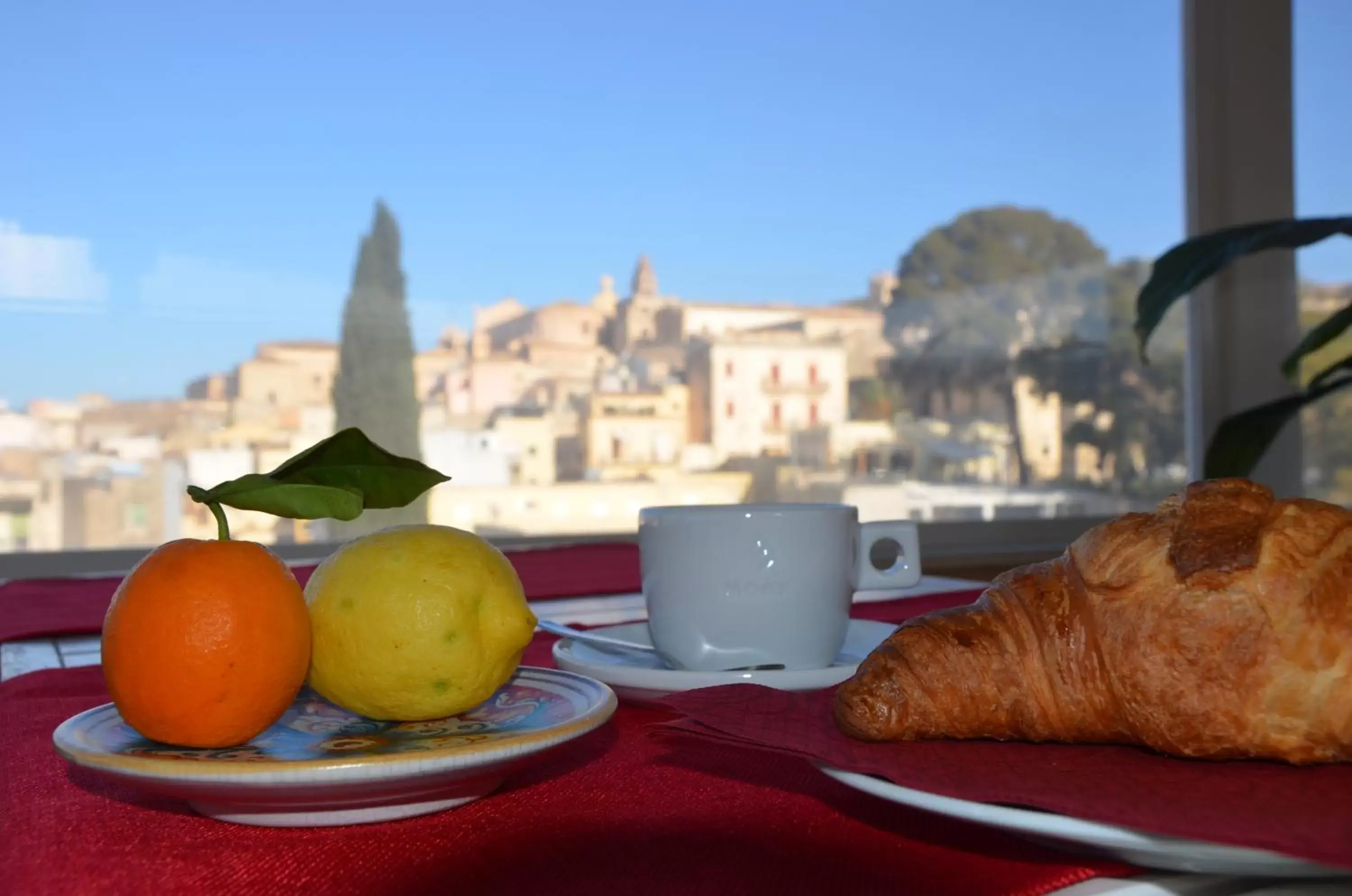 Balcony/Terrace, Food in Hotel Flora