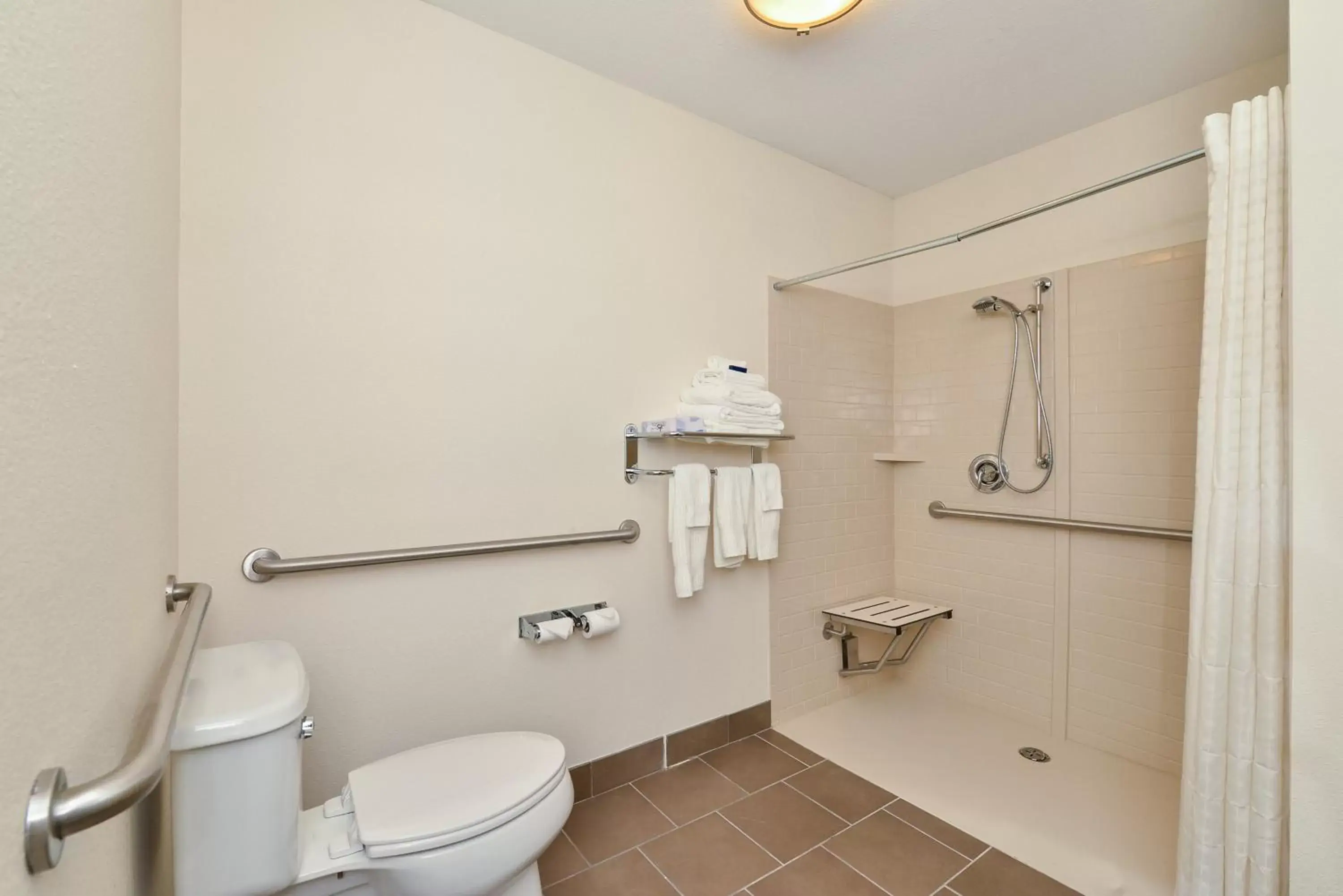 Photo of the whole room, Bathroom in Candlewood Suites Monahans, an IHG Hotel