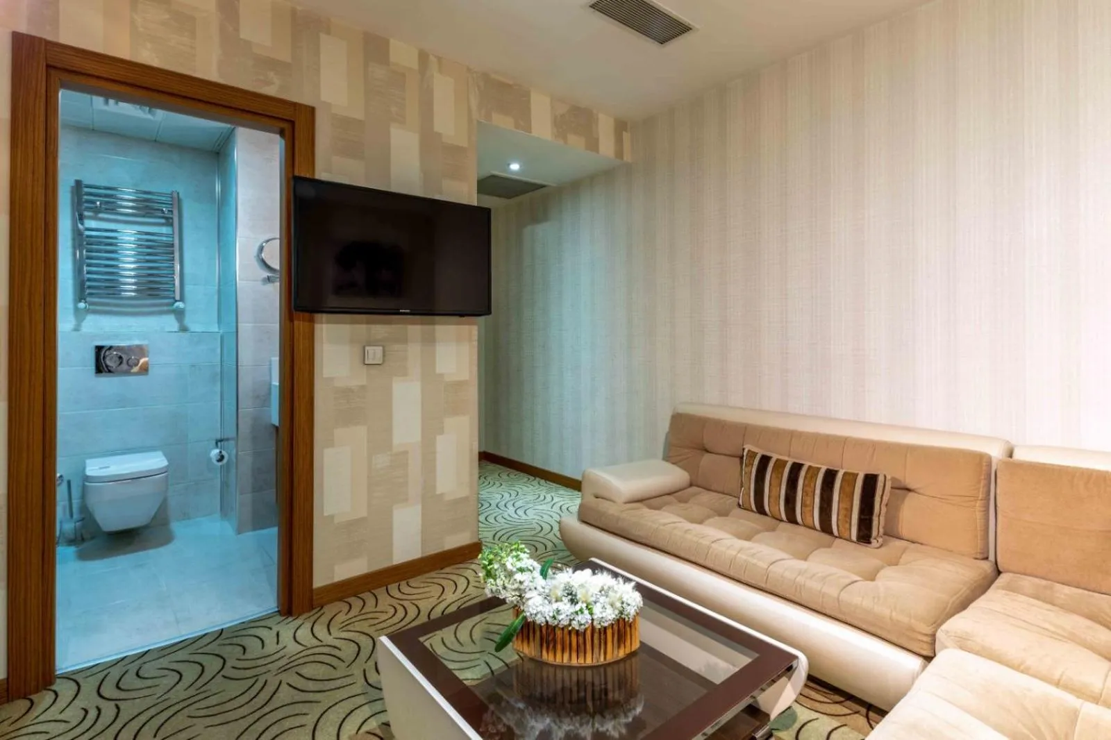 Living room in Dies Hotel