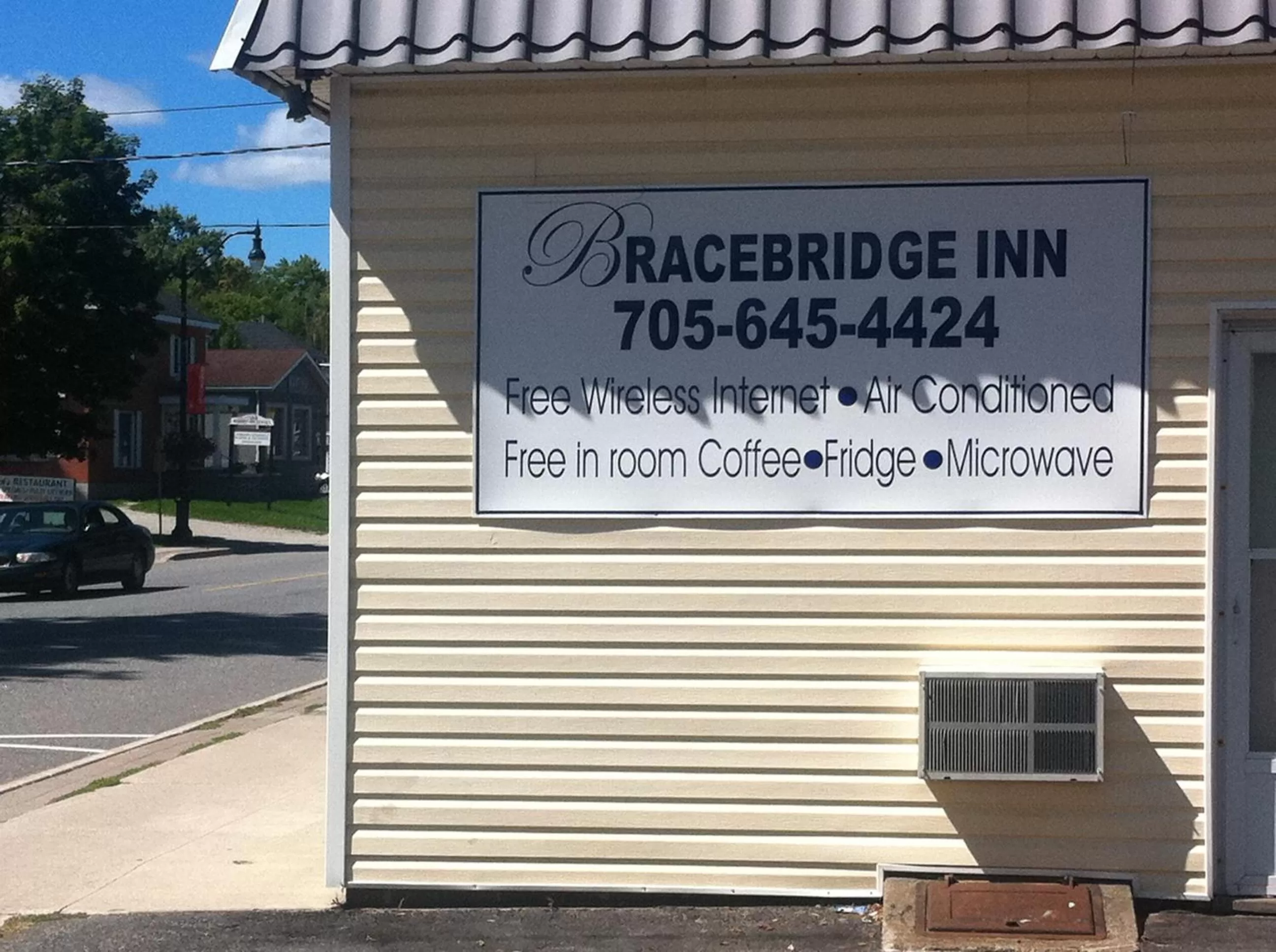 Day in Bracebridge Inn