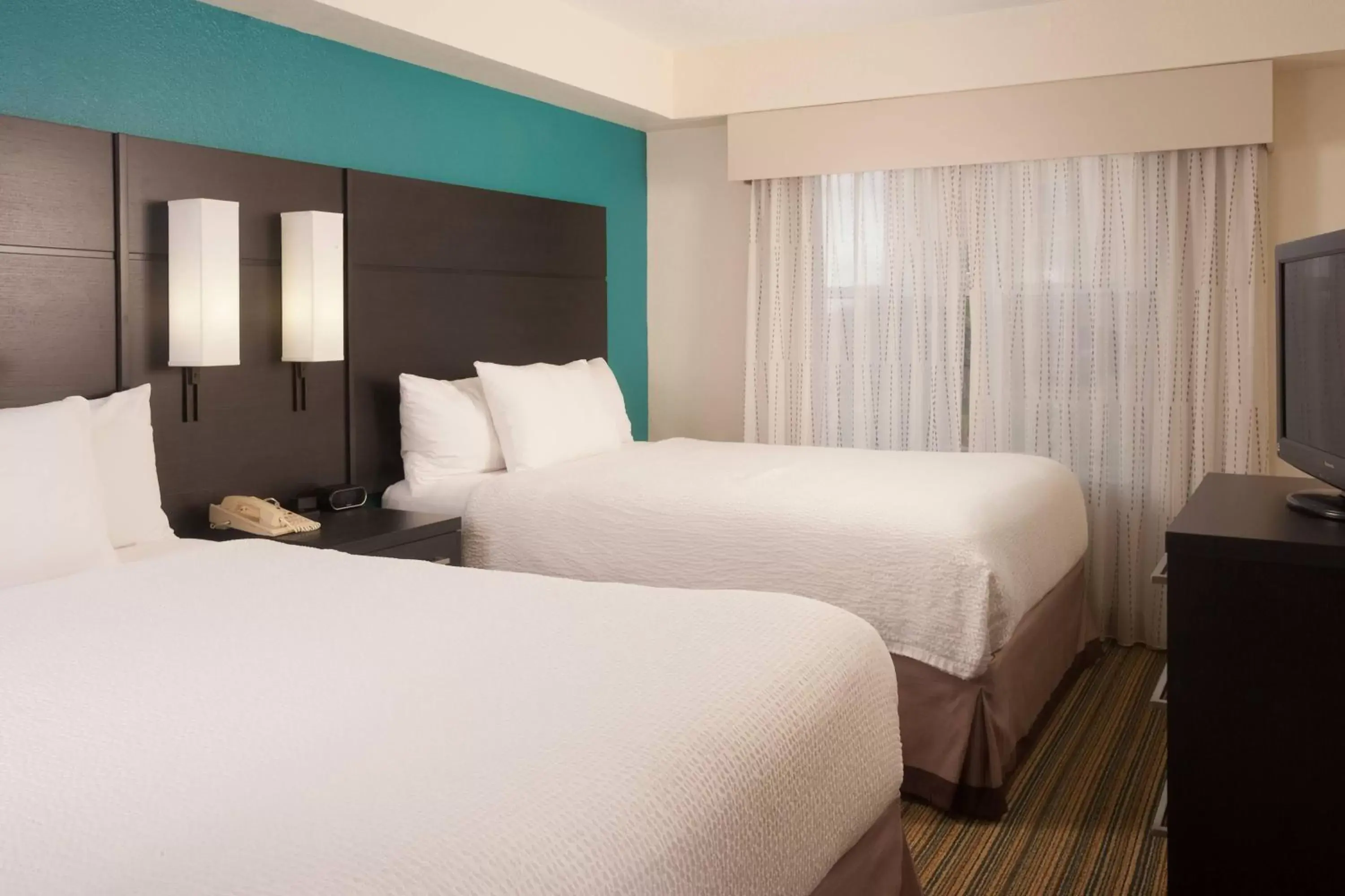 Photo of the whole room, Bed in Residence Inn Orlando Convention Center