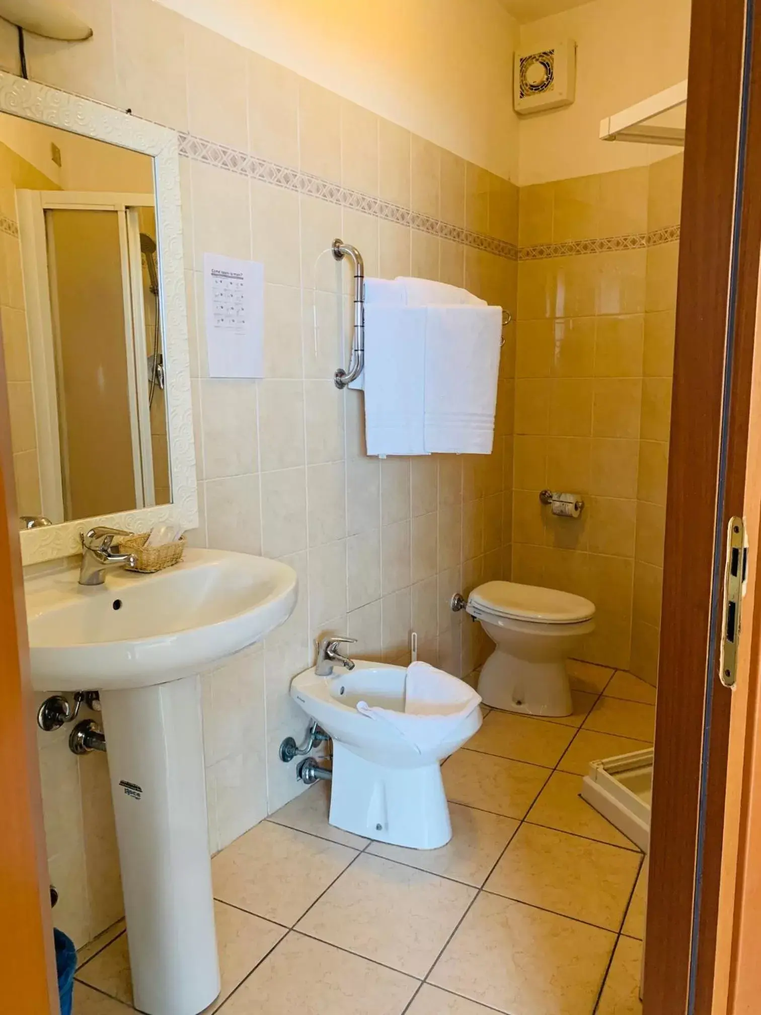 Bathroom in Hotel San Siro Fiera