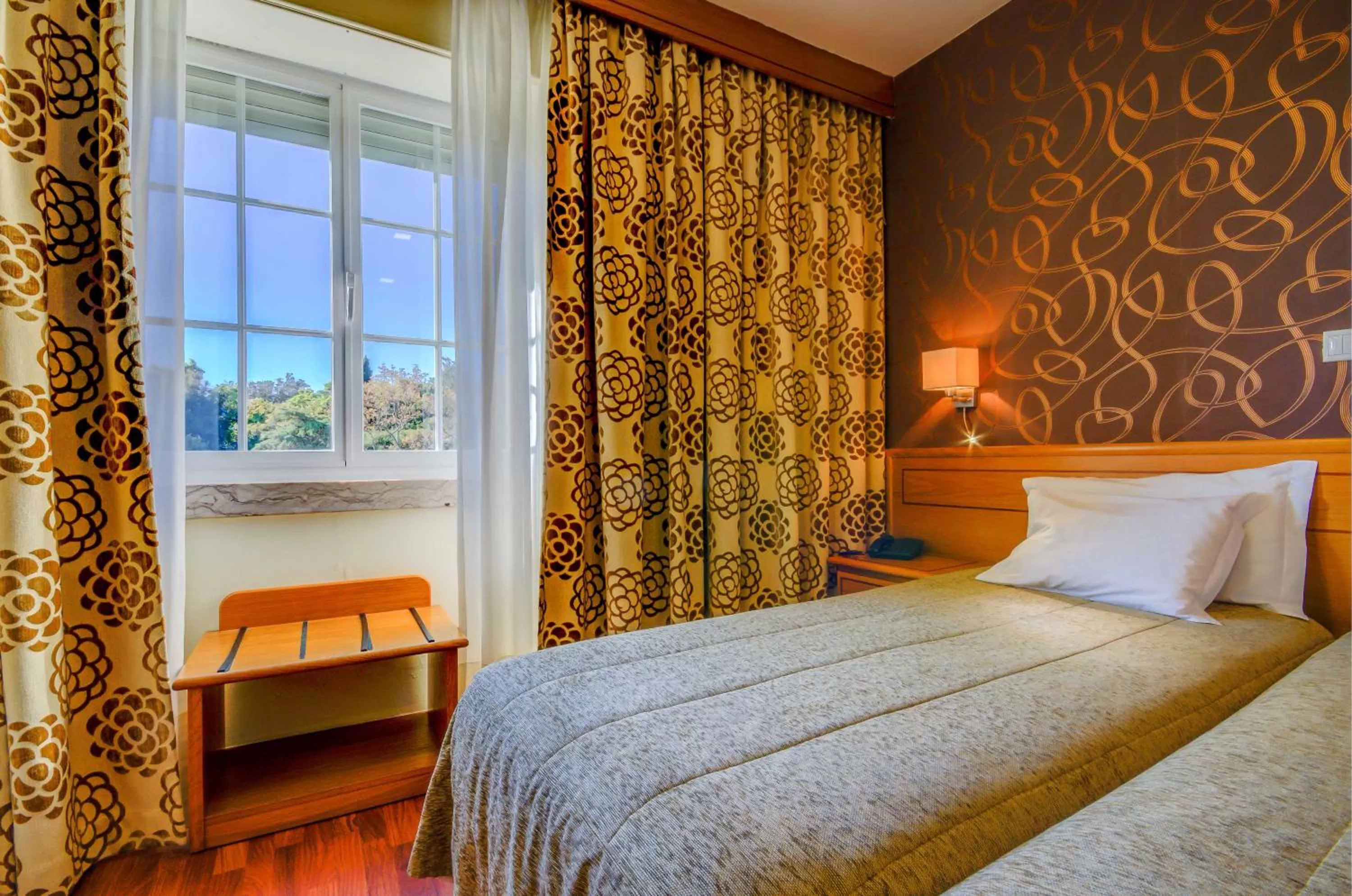 Bed in Hotel Avenida Park