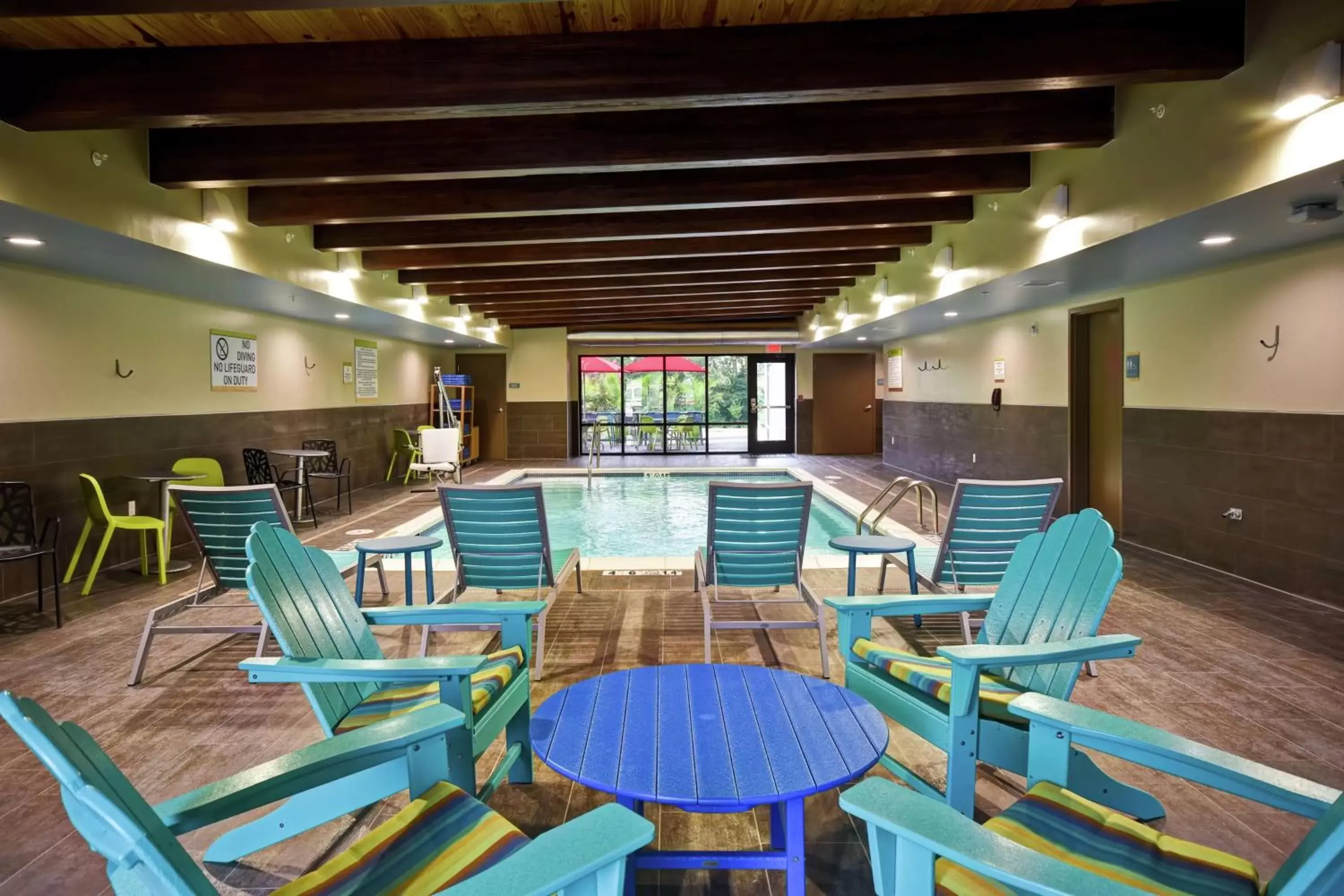 Pool view, Restaurant/Places to Eat in Home2 Suites By Hilton Frankfort